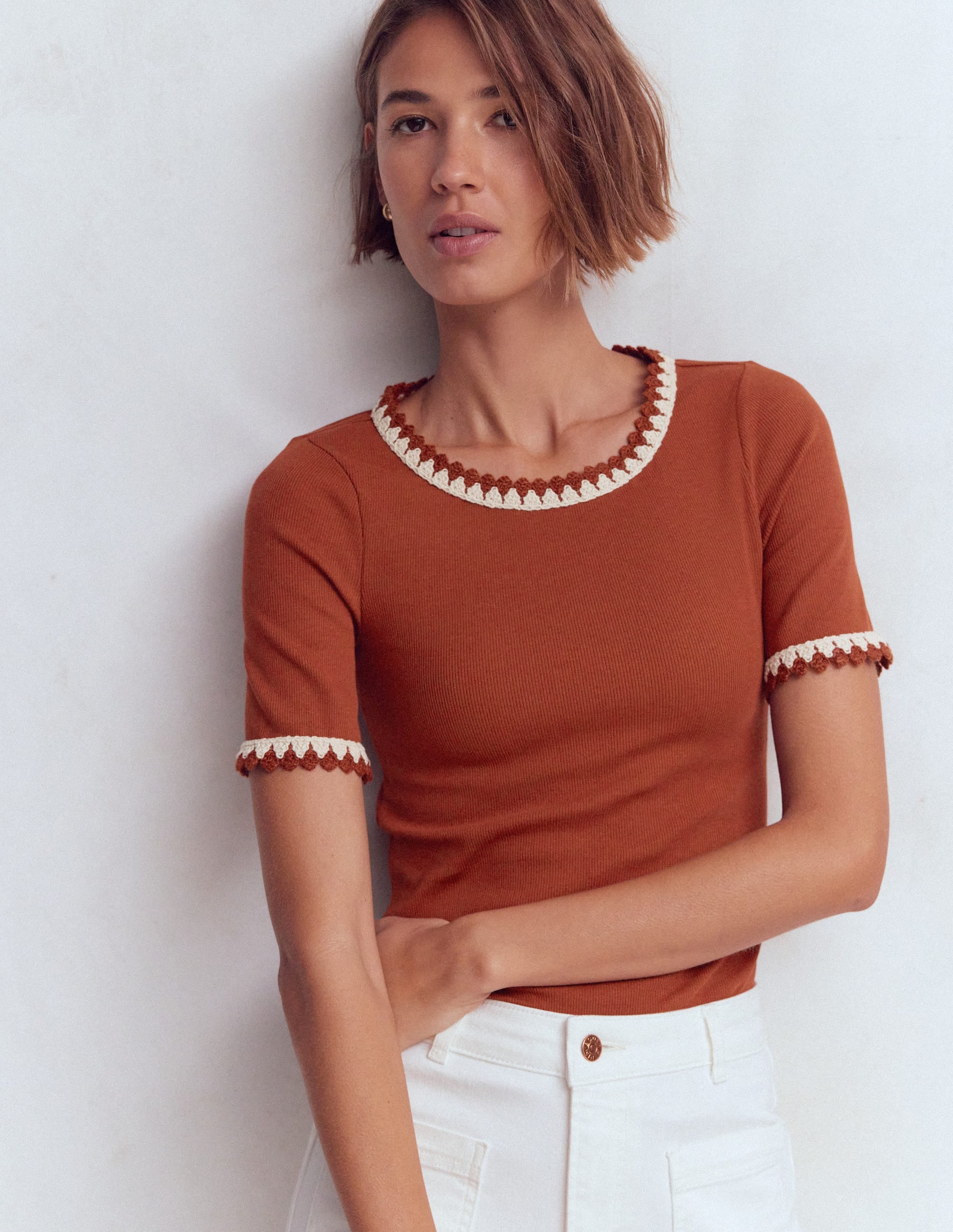 Maddie T-Shirt mit Besatz-Braun-Orange - Image 5