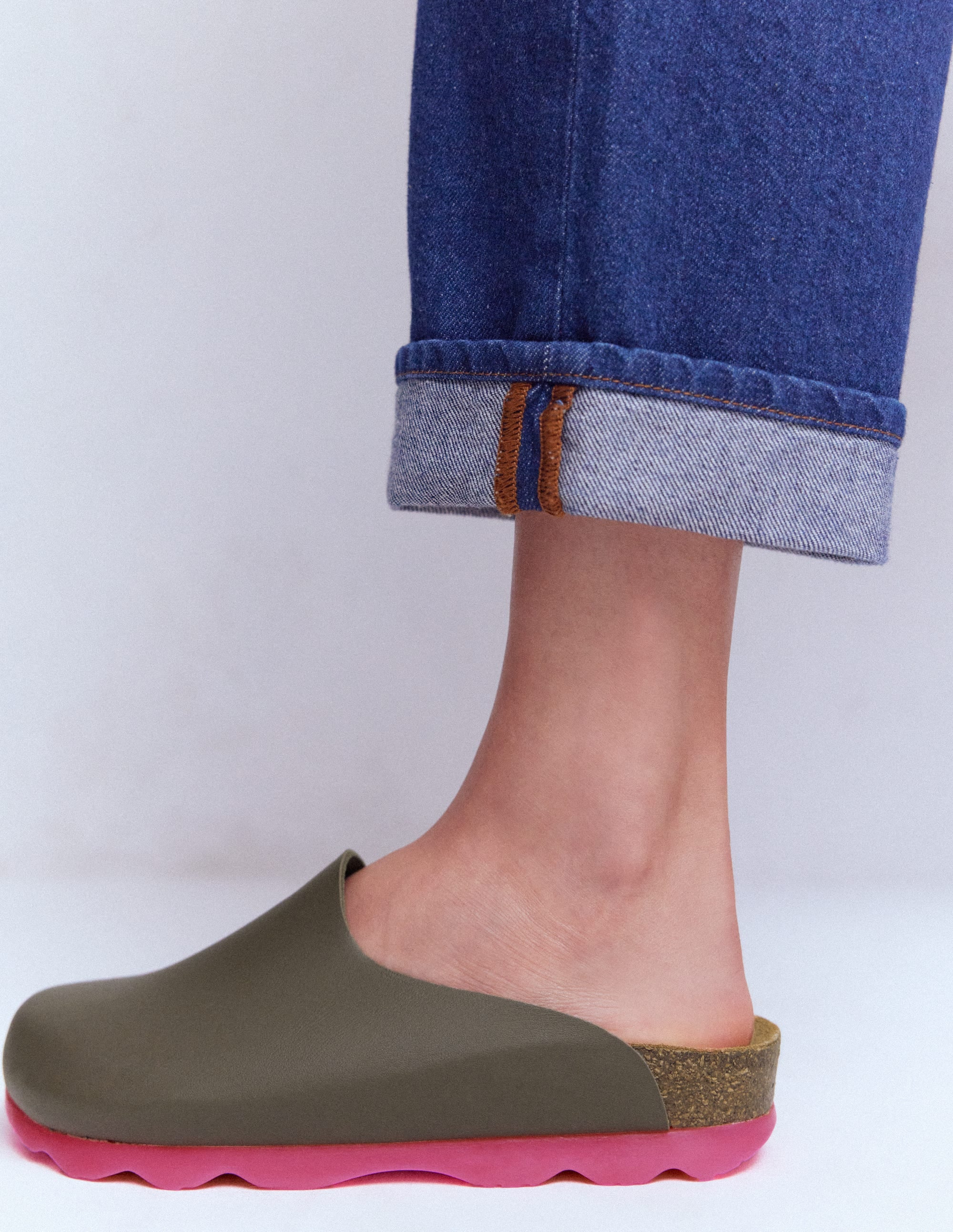 Lyla Clogs in Blockfarben-Khaki/Rosa - Image 2