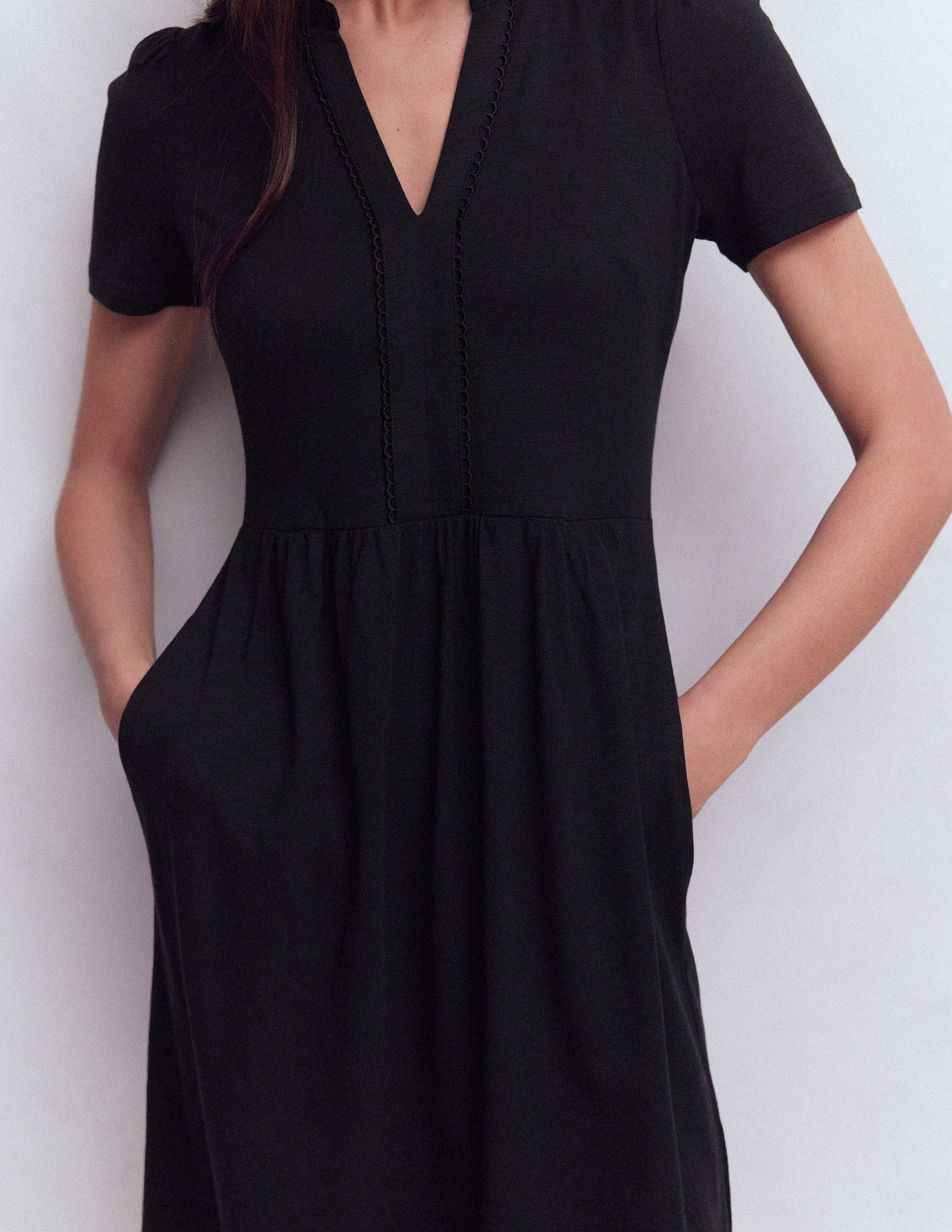 Naomi Kurzärmliges Kleid-Schwarz-2