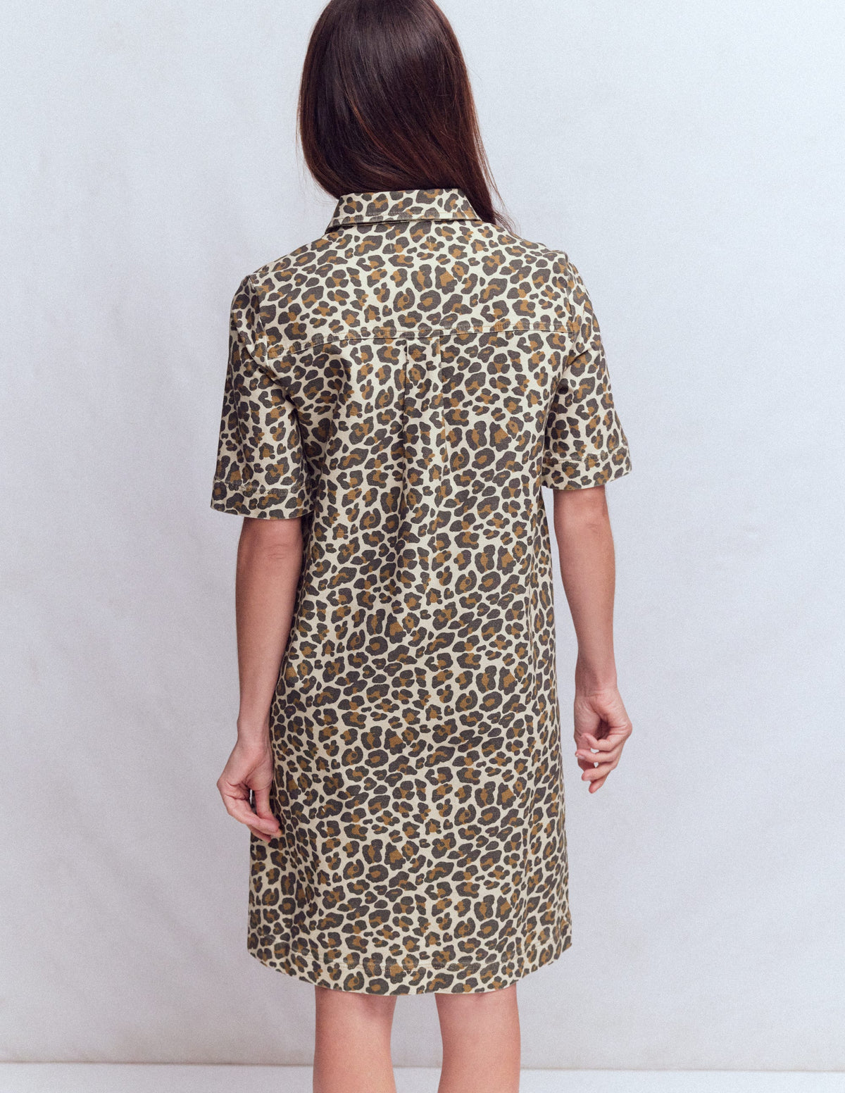 Zia Etuikleid mit Tasche-Mandelmilch, Gepard-Pop-3