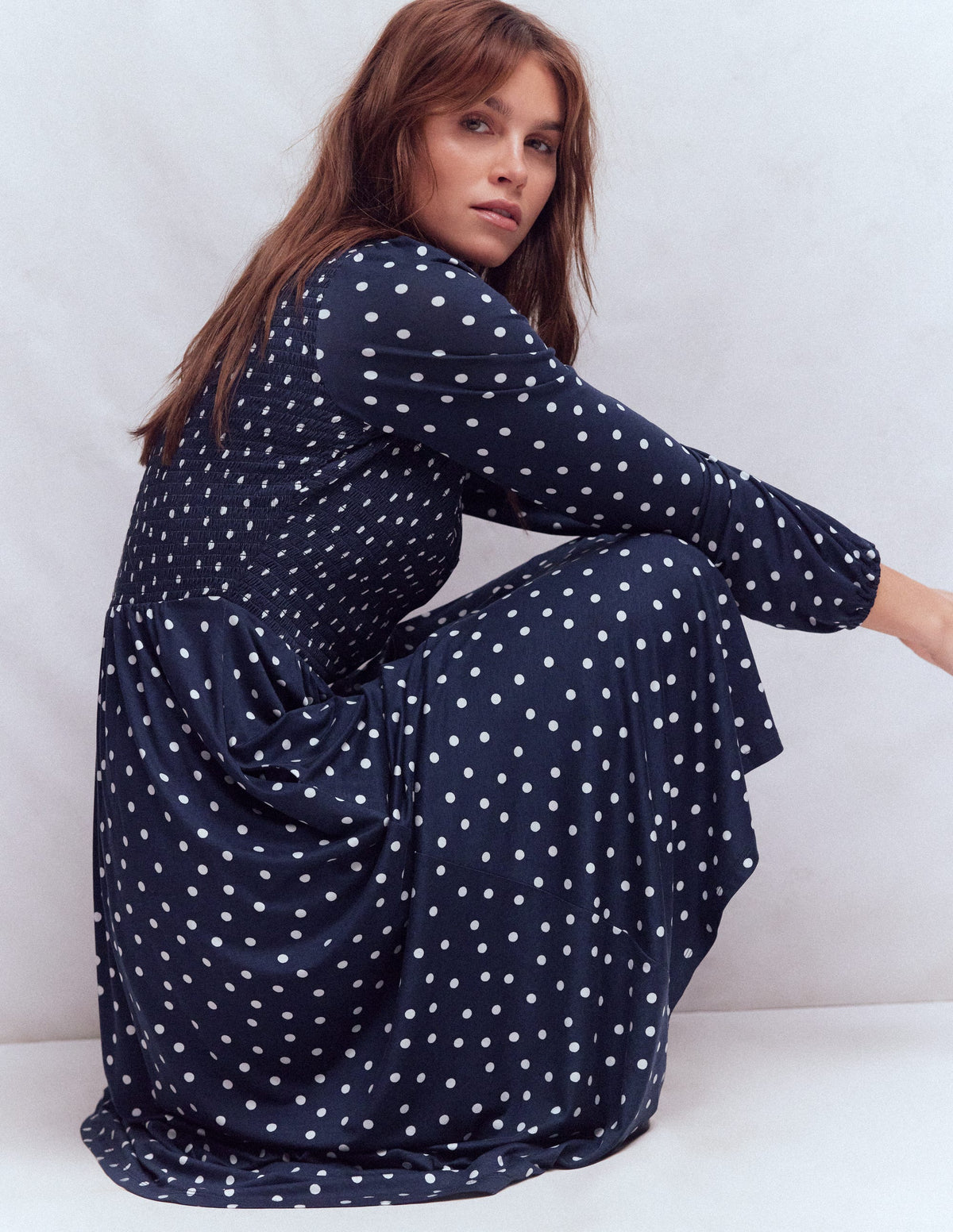 Robe à smocks en jersey-Bleu marine foncé, pois peints - Image 5