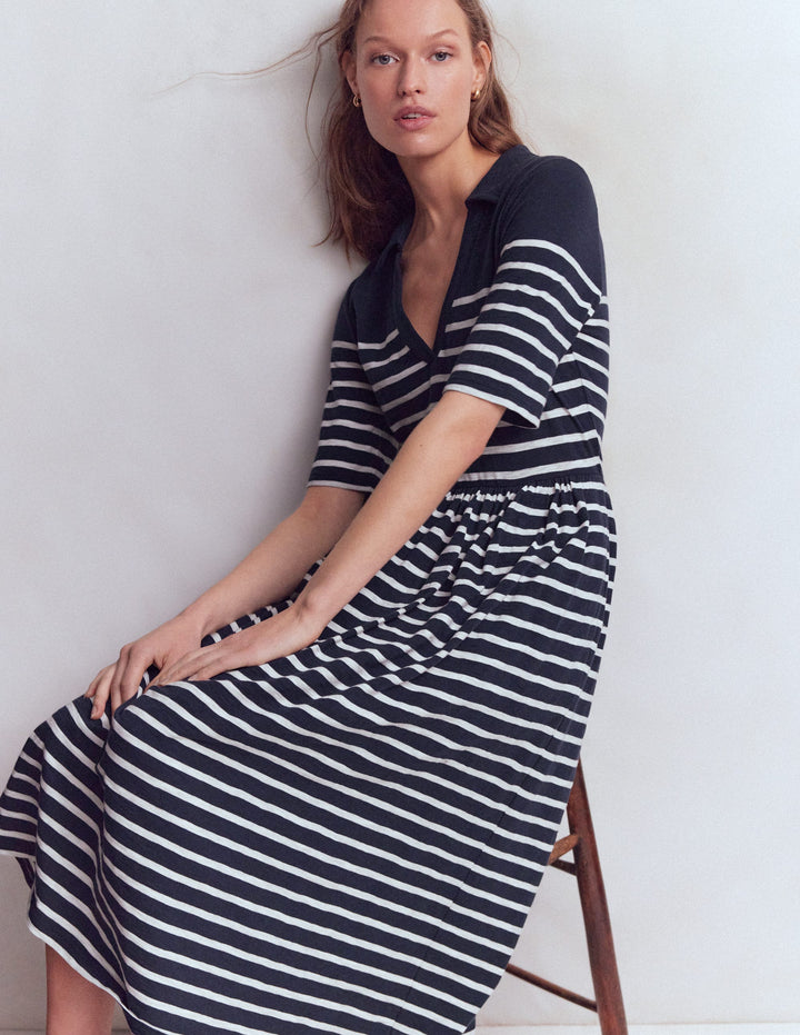 Aria Jerseykleid mit Kragen-Marineblau, Naturweiß Gestreift