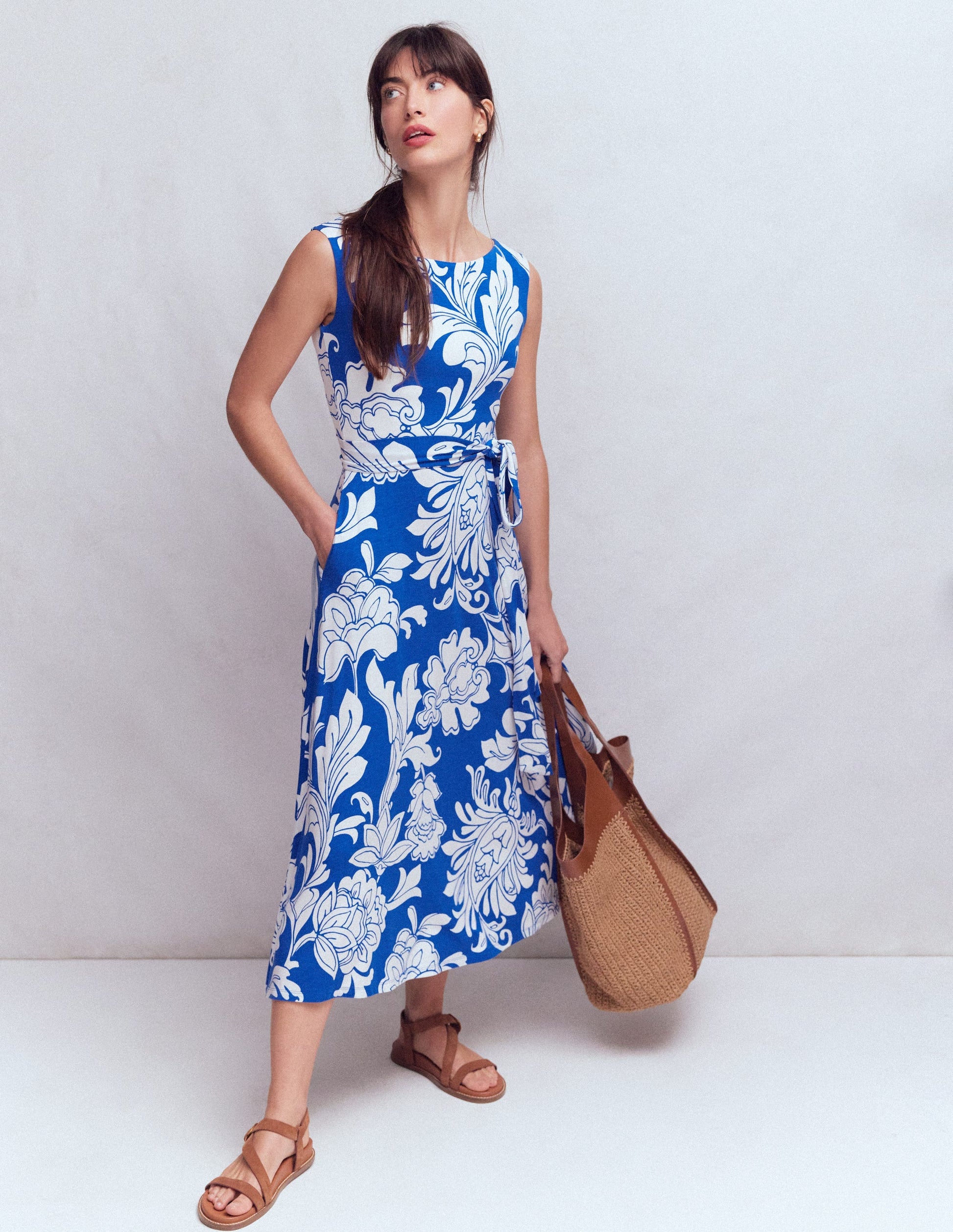 Tamsin Jersey-Midikleid-Blau, Botanisches Muster Monochrom-1