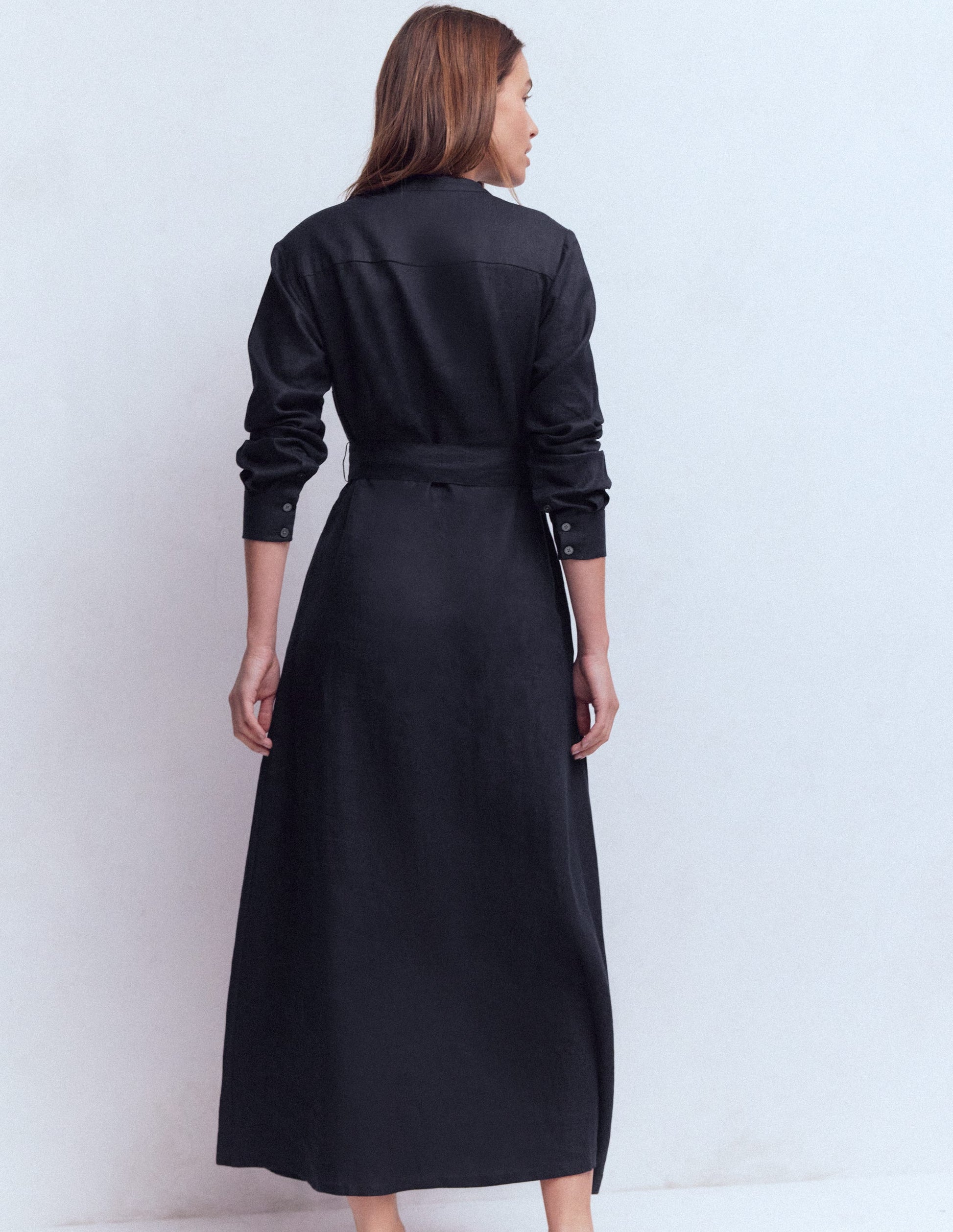 Mollie Midikleid aus Leinen-Marineblau-3