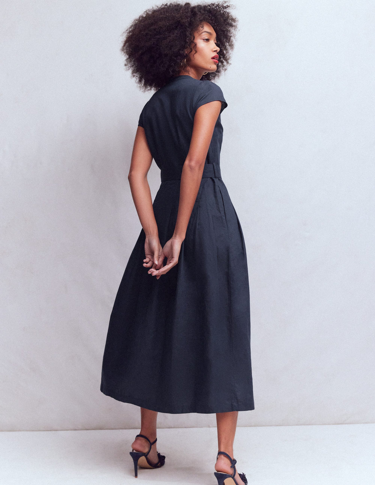 Arabella Kleid aus Leinenmischgewebe-Marineblau-3