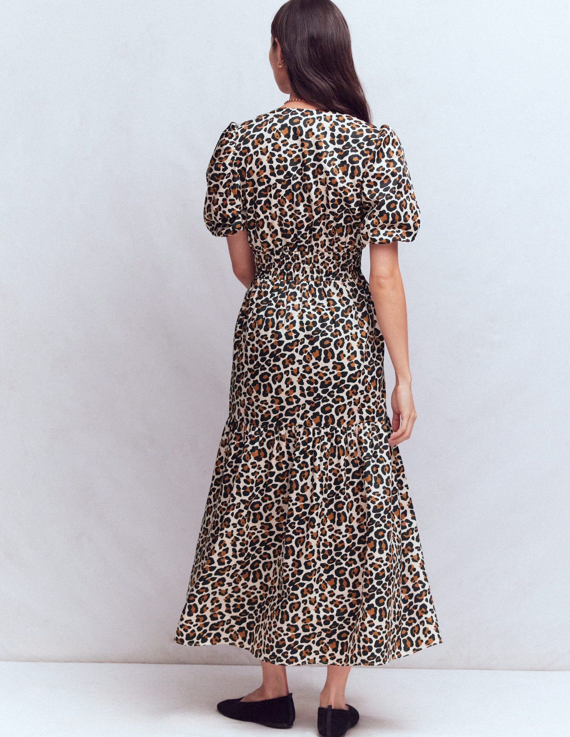 Irene Baumwollkleid mit Puffärmeln-Mandelmilch, Gepard-Pop-4