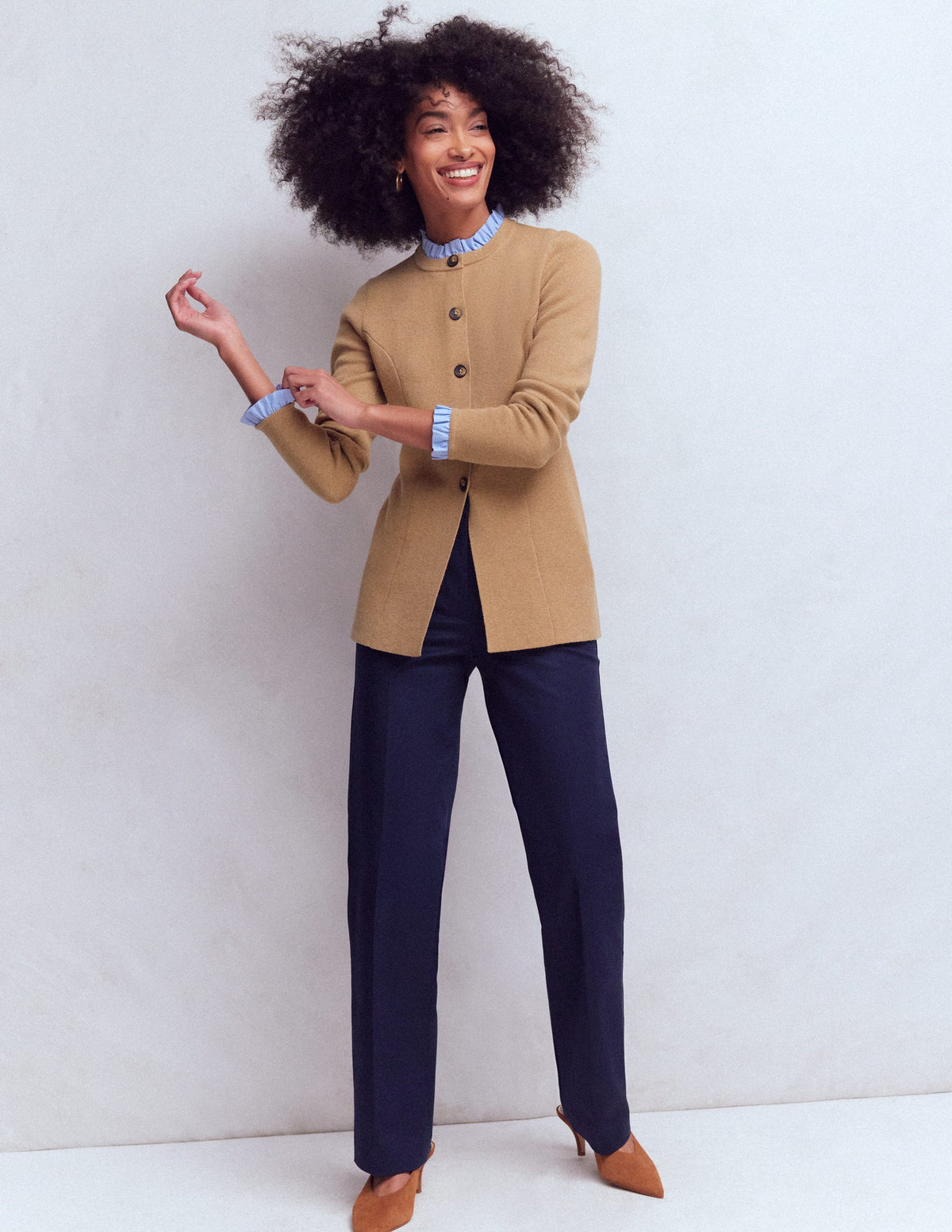 Joanna Taillierte Strickjacke-Camel Meliert-4