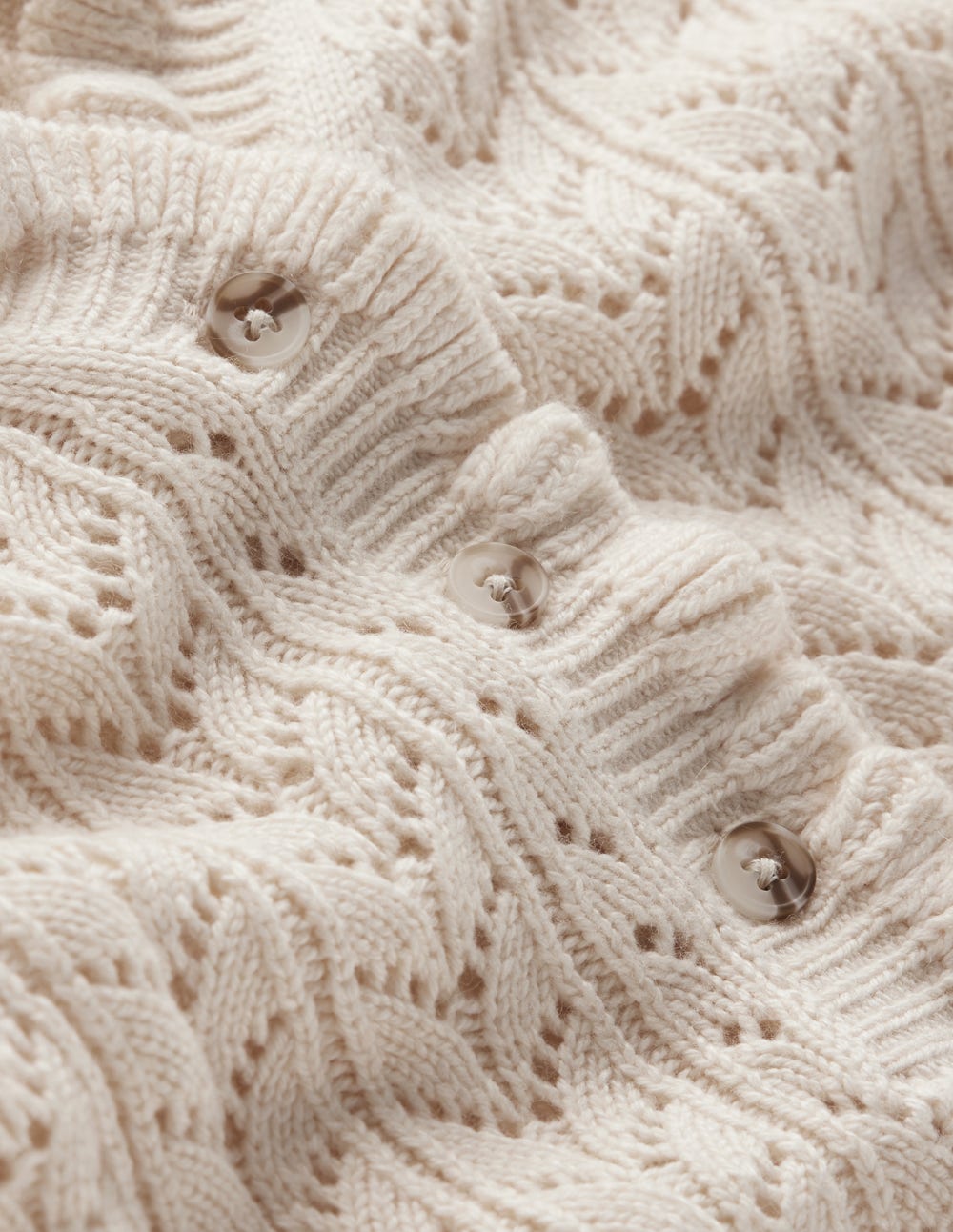 Eloise Henley-Pullover mit Rüschen-Warmes Naturweiß-7