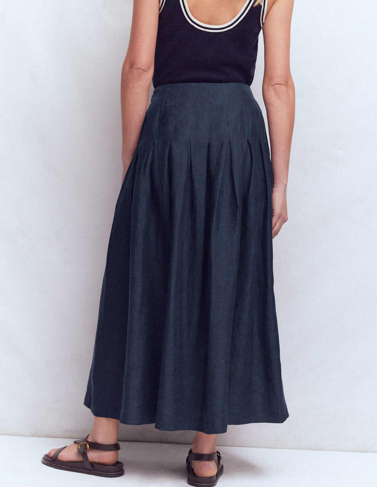 Valentina Leinenrock-Marineblau - Image 3