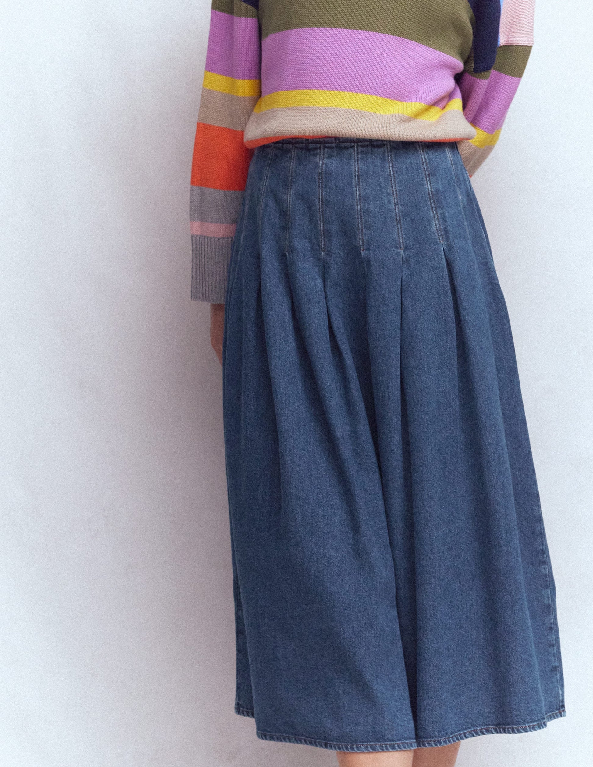 Valentina Denim Skirt-Mid Vintage-4