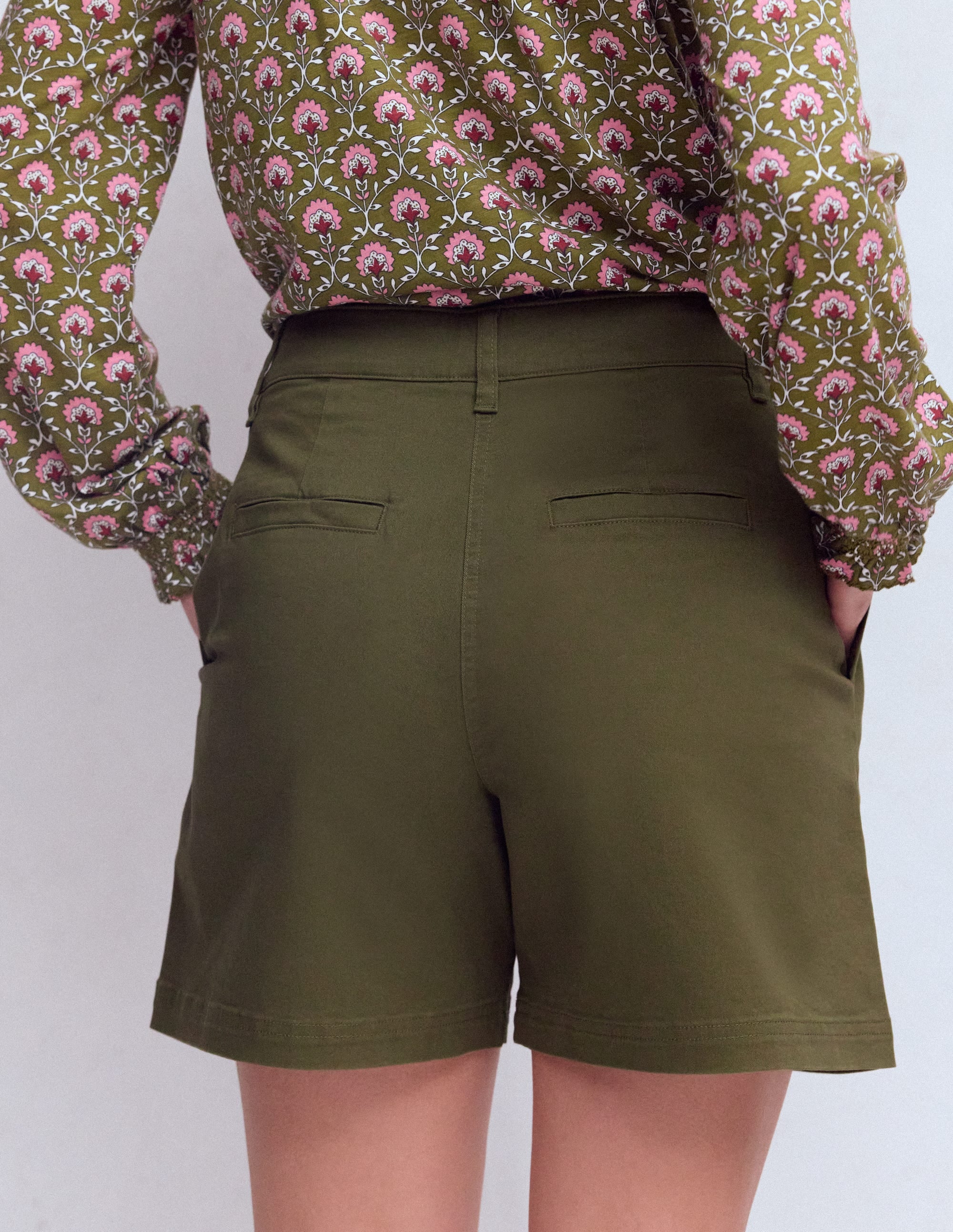 Short chino-Vert des bois - Image 3