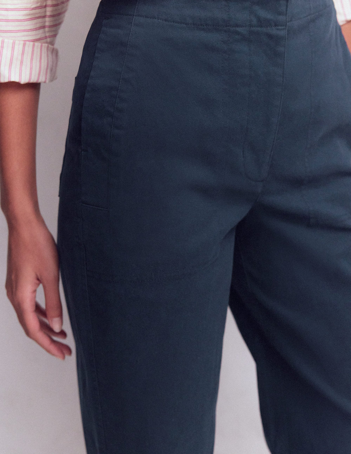 Pantalon chino ample-Bleu marine - Image 2