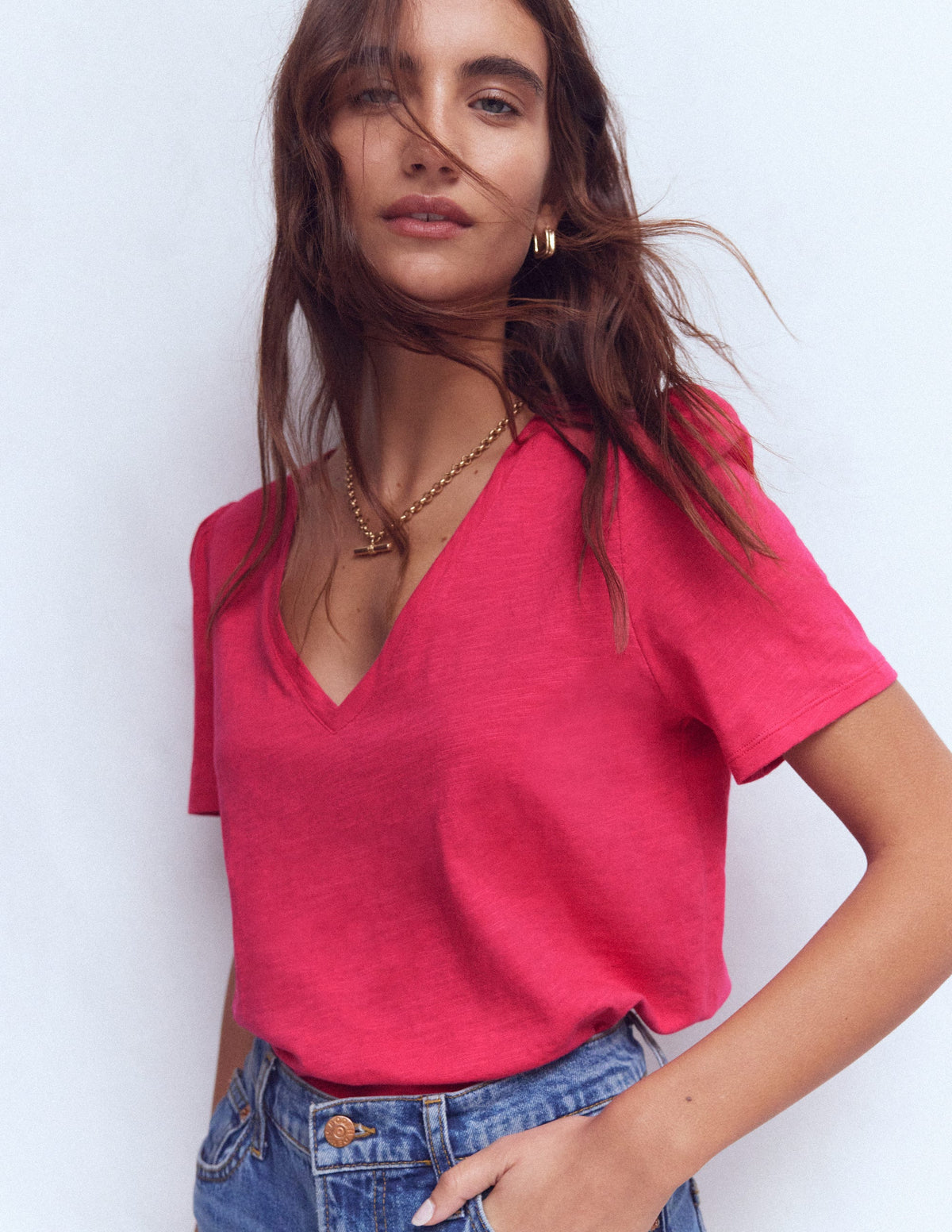 Sophie Flammgarn-T-Shirt mit V-Ausschnitt-Dunkelrosa - Image 4