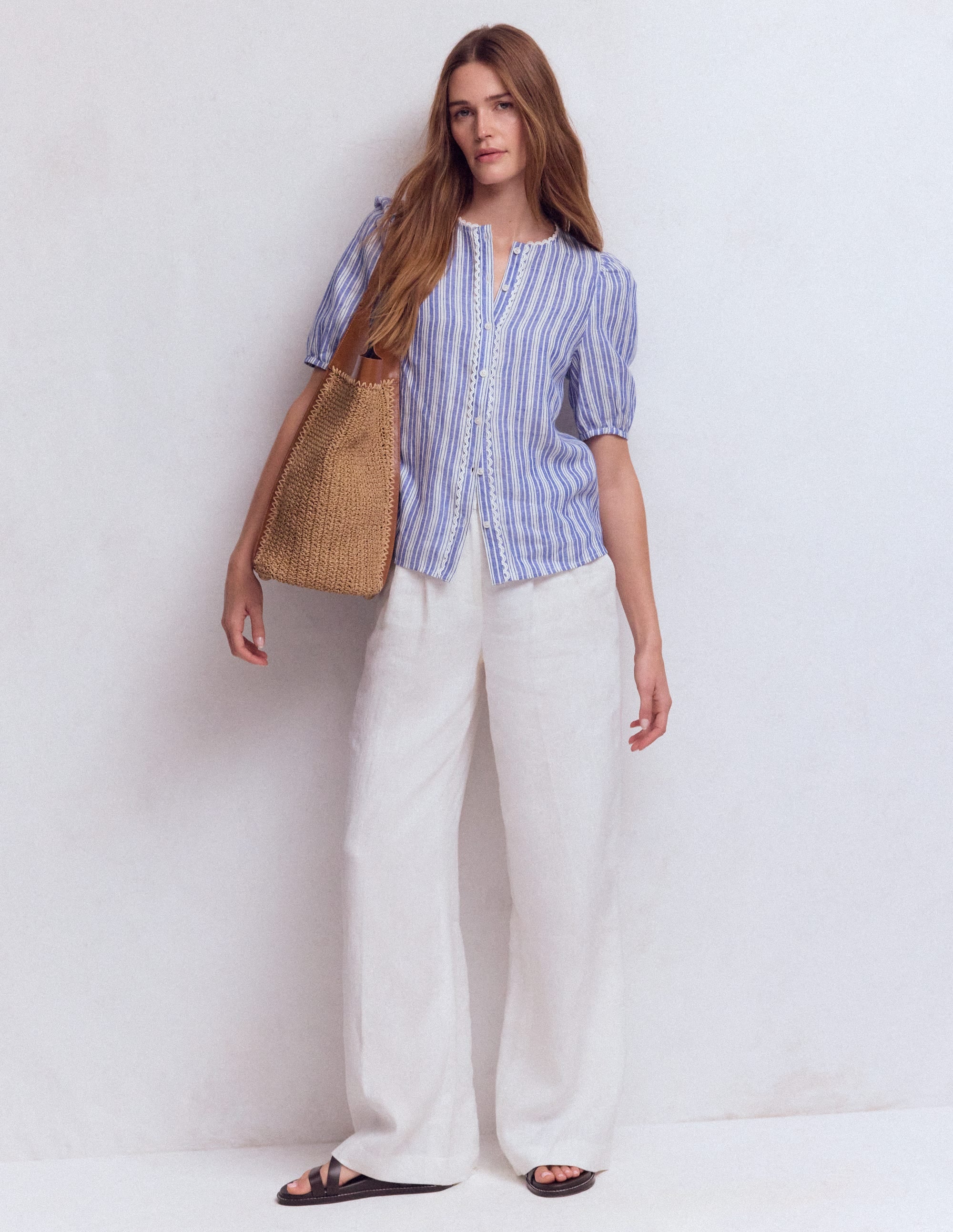 Leah Kurzärmeliges Leinenoberteil-Leuchtendes Blau Bunte Streifen - Image 4