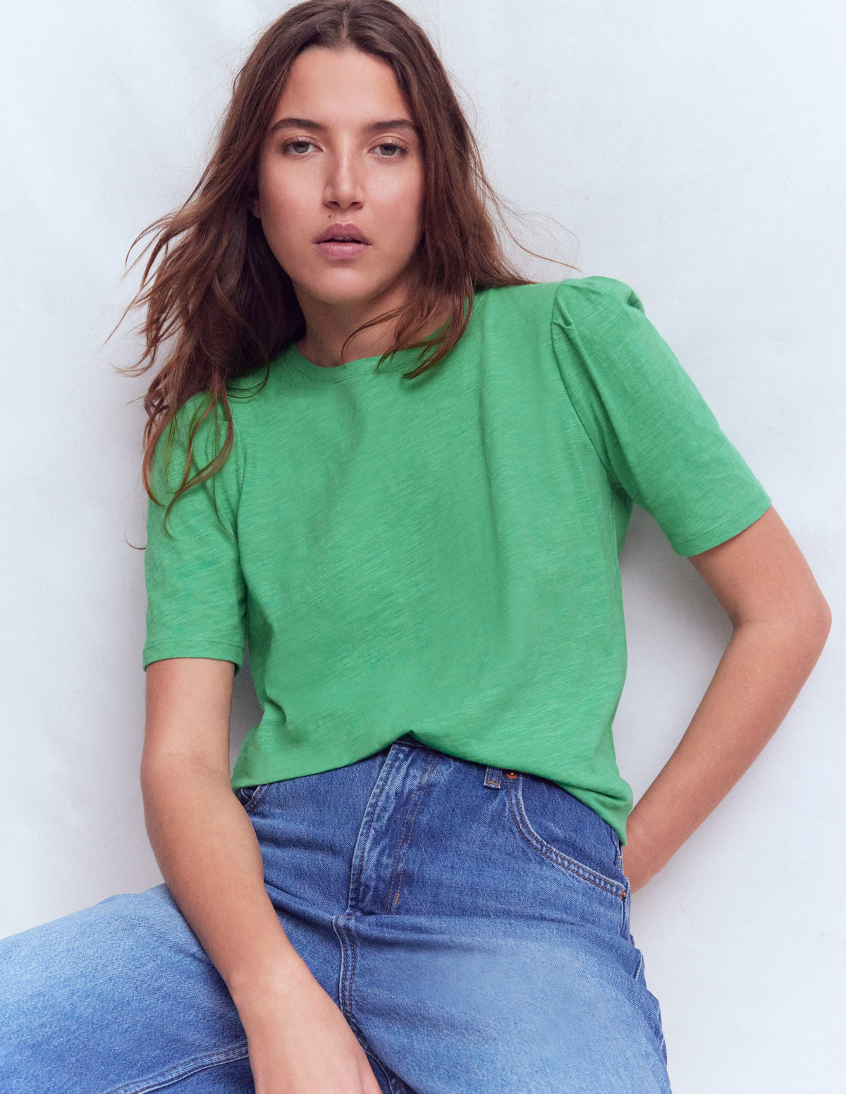 Sophie T-Shirt mit Puffärmeln-Aloe Grün - Image 1