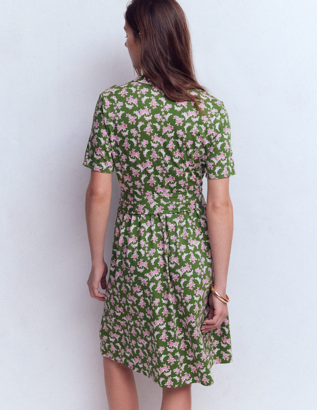 Daisy Ausgestelltes Jerseykleid-Promenadengrün, Zarte Blüten-3