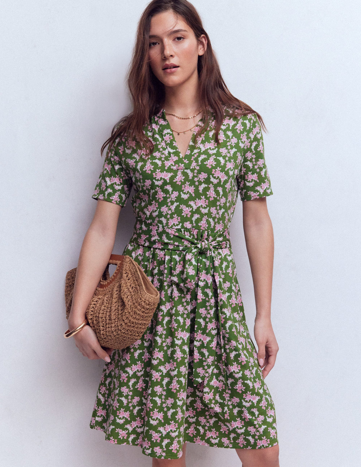 Daisy Ausgestelltes Jerseykleid-Promenadengrün, Zarte Blüten-4