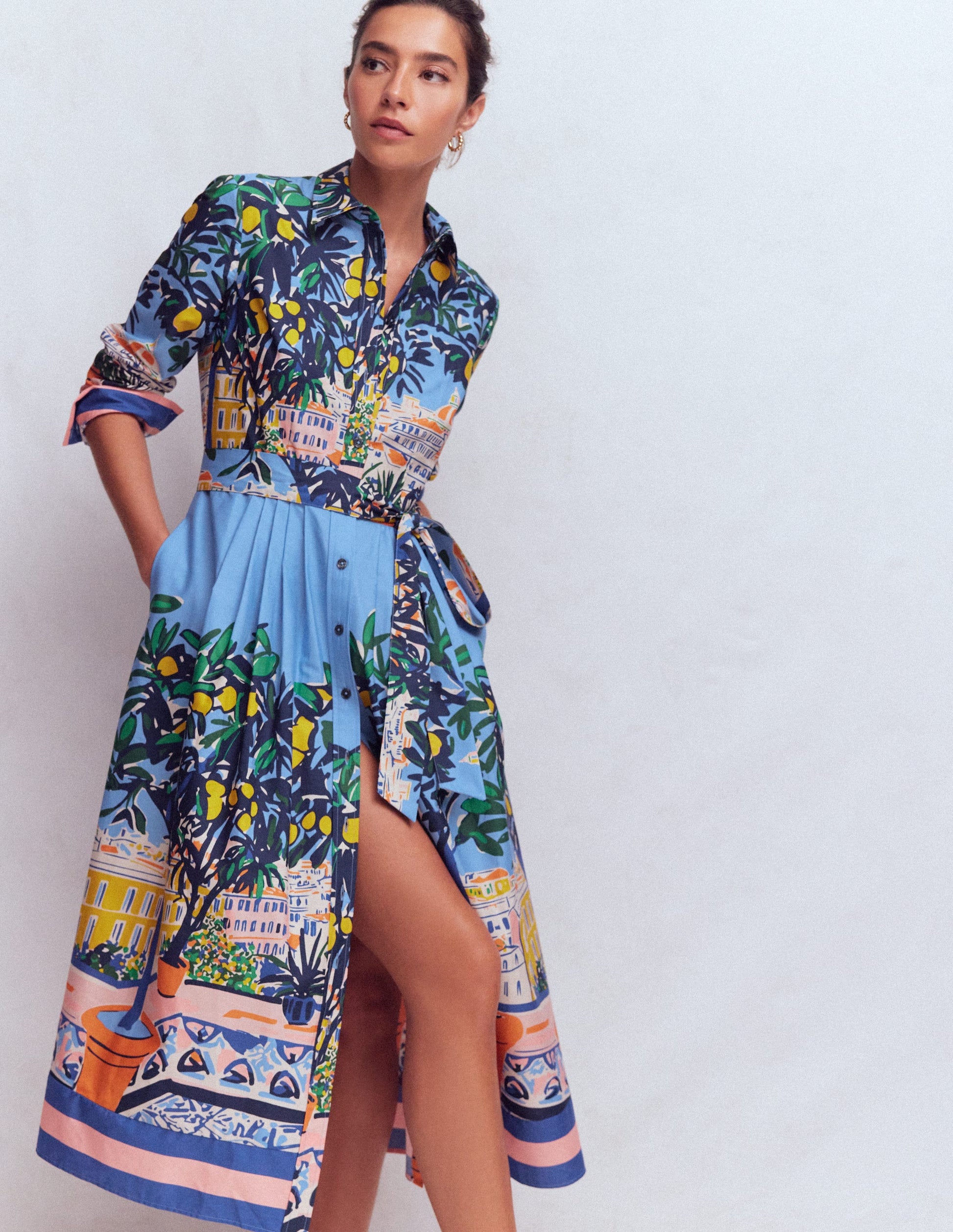 Alexa Midi-Hemdblusenkleid aus Baumwolle-Bunt Balkonszene-4