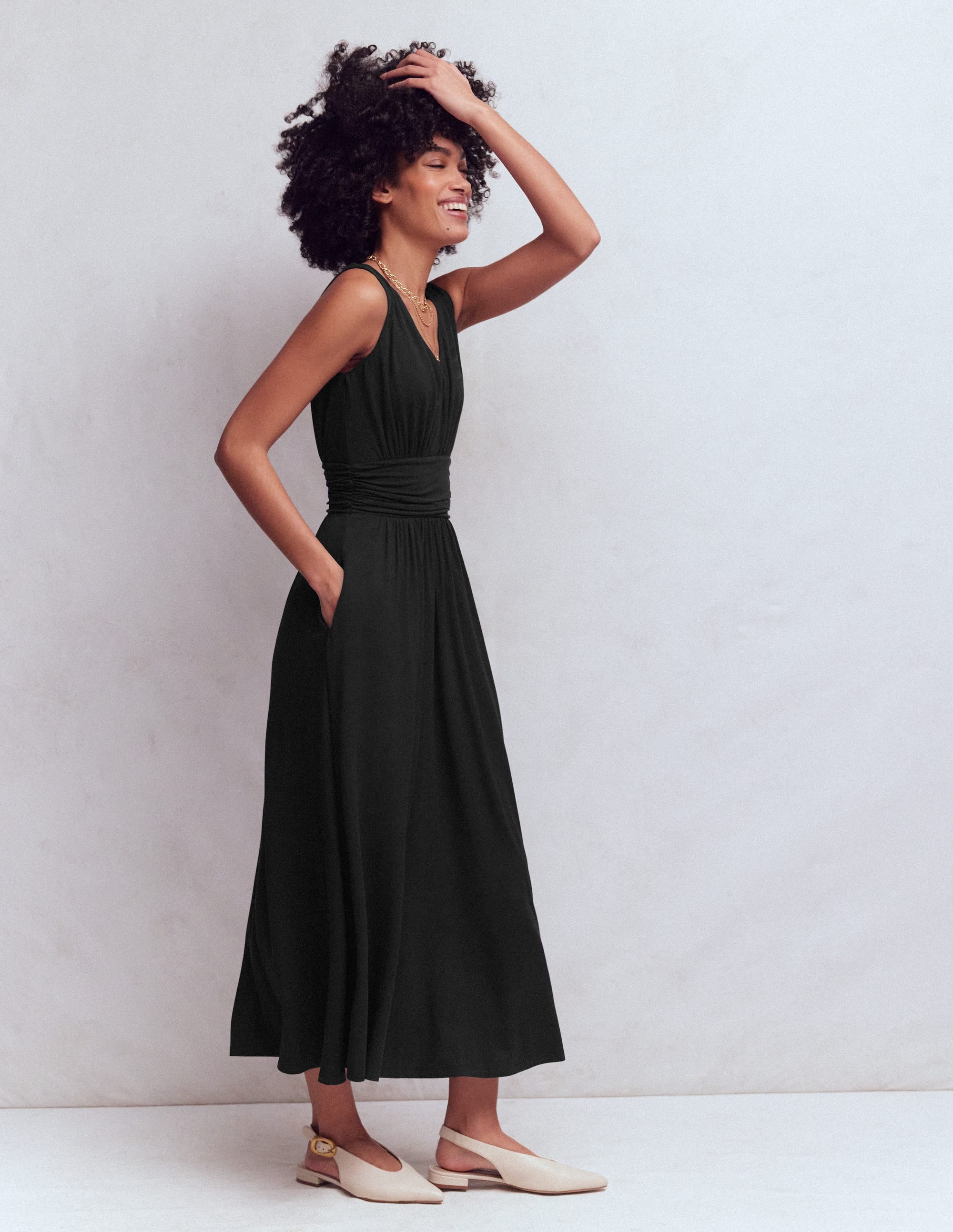 Elodie Jersey-Maxikleid-Schwarz - Image 4