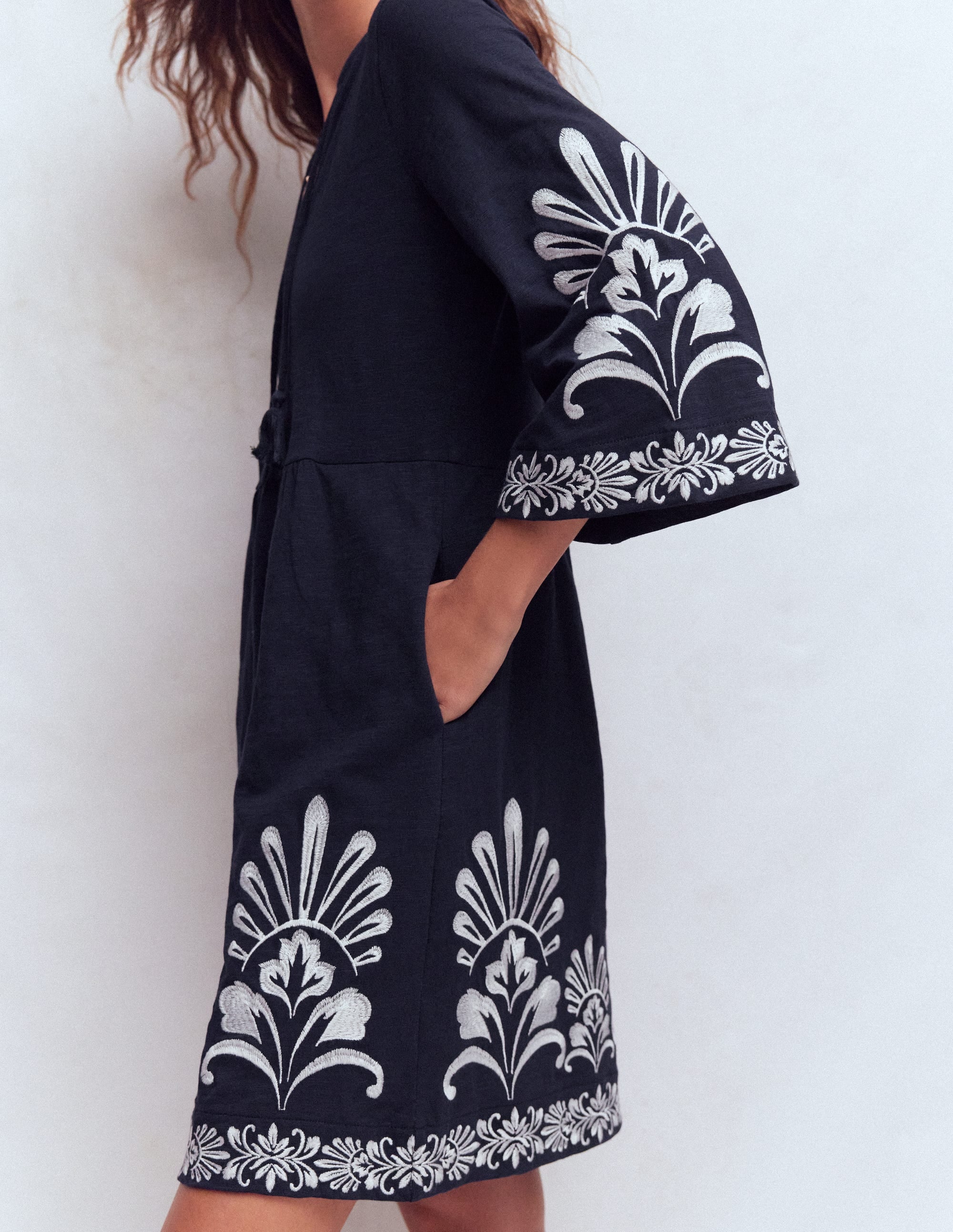 Kurzes Jersey-Kaftankleid-Navy, Stickerei - Image 2