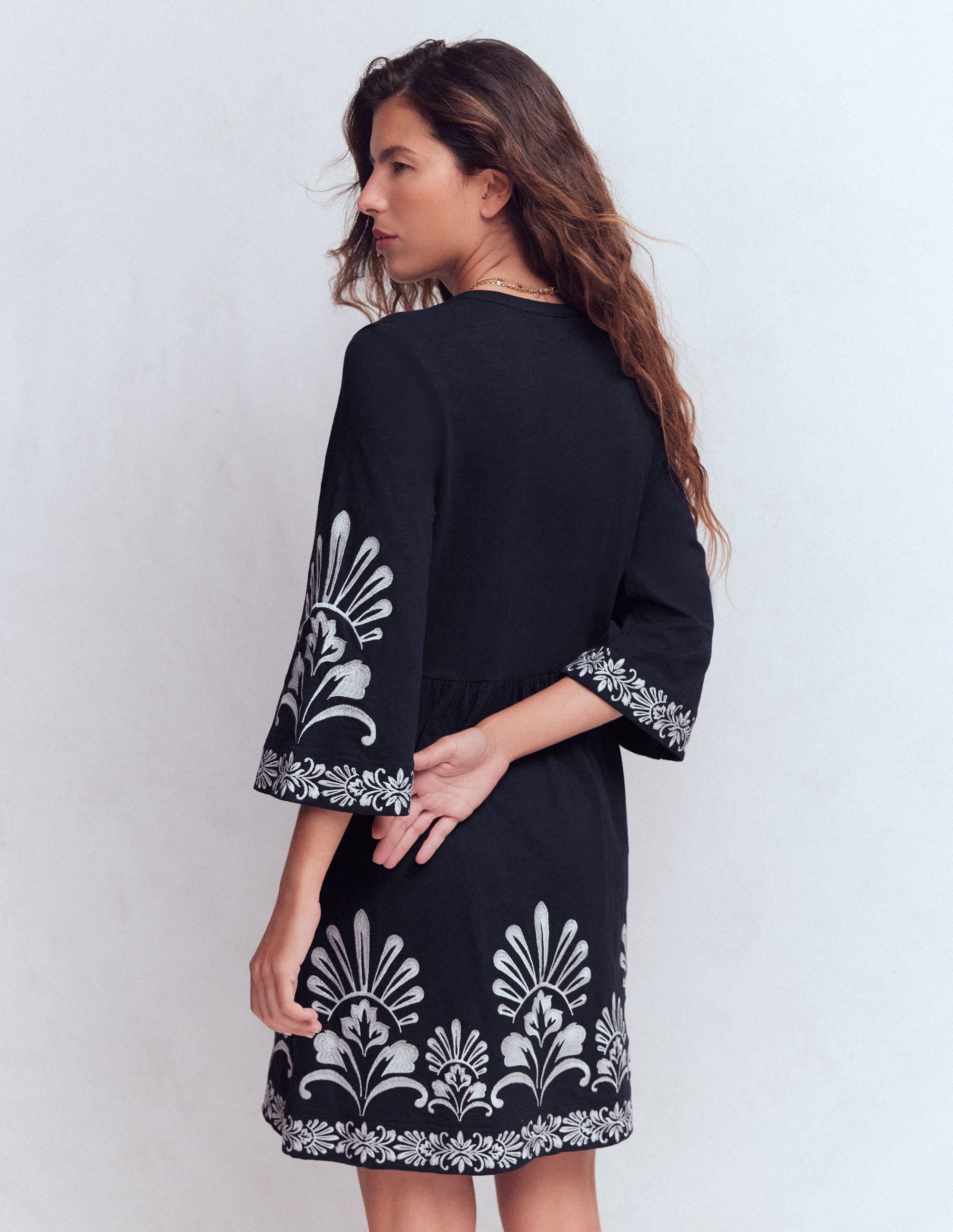 Kurzes Jersey-Kaftankleid-Navy, Stickerei - Image 3