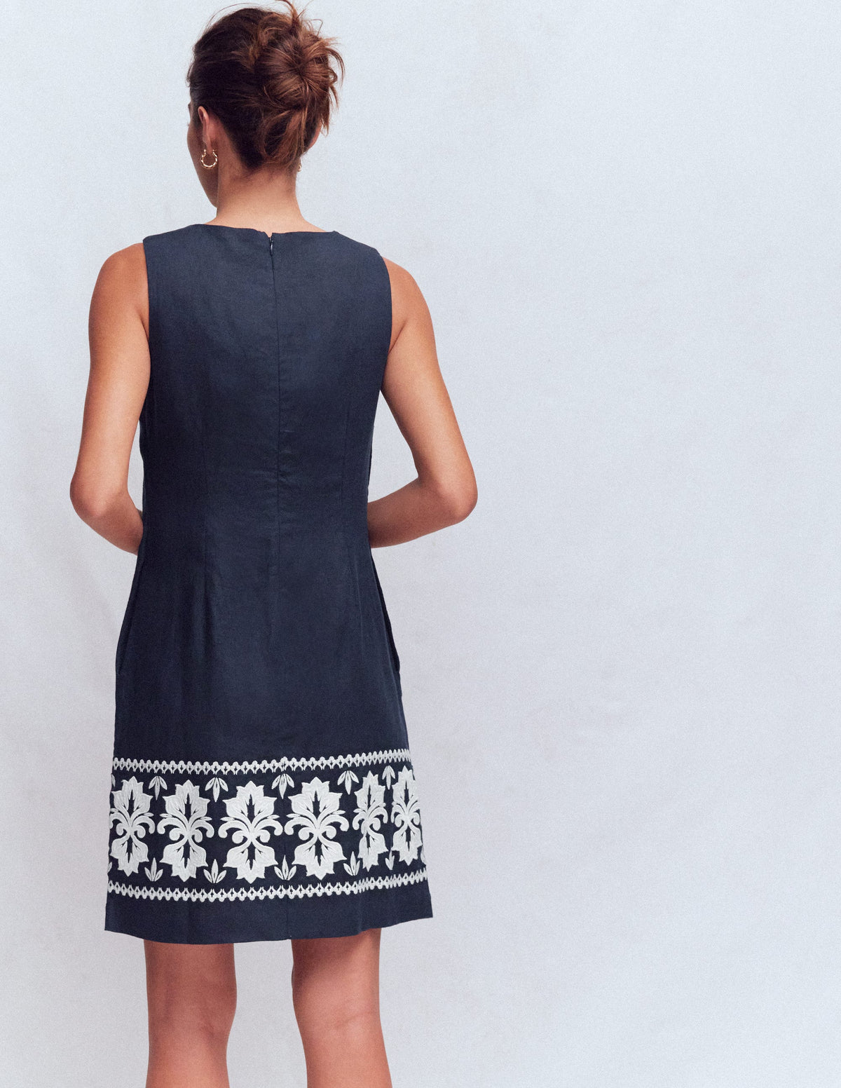 Linen Shift Dress-Navy Embrodiery-3