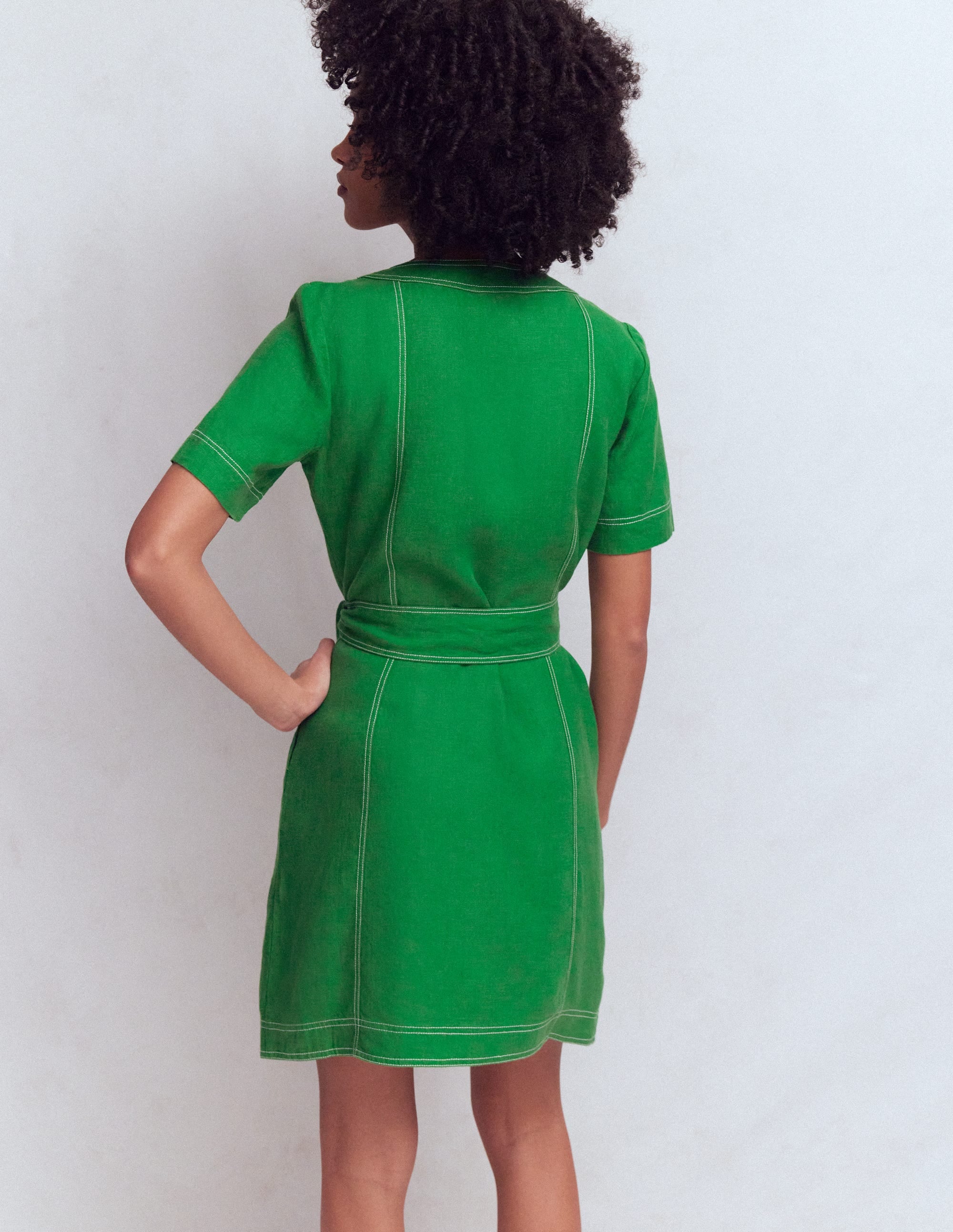 Callie Kurzes Leinenkleid-Highland-Grün - Image 3