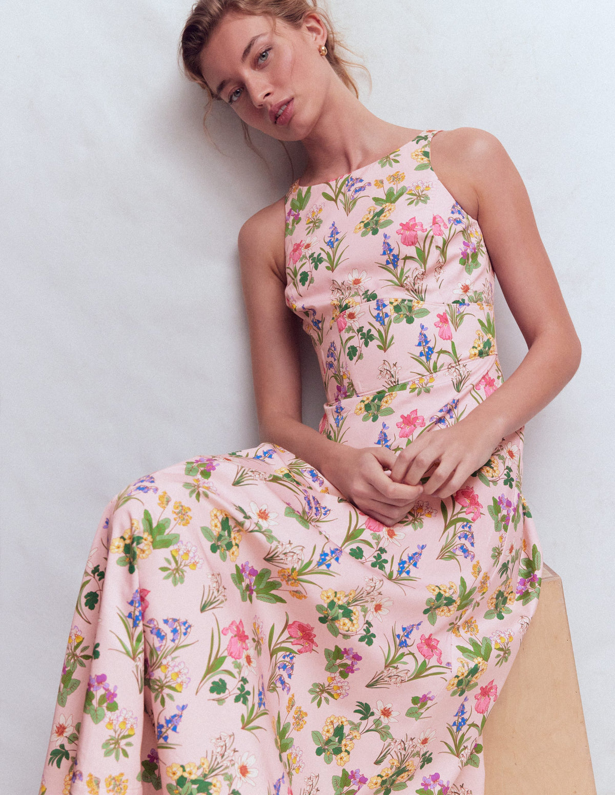 Silvia Maxikleid mit Korsettstäbchen am Oberteil-Französisches Rosa, Zarte Blüten-1