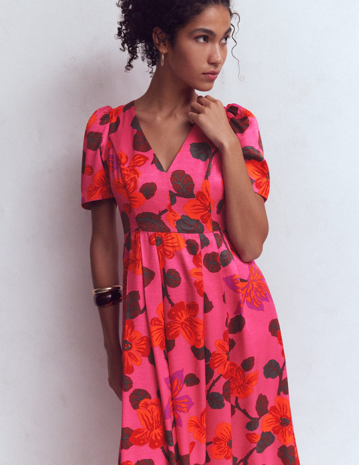 Plissiertes Kleid mit V-Ausschnitt-Rosa, Kunstvolle Blüten-5