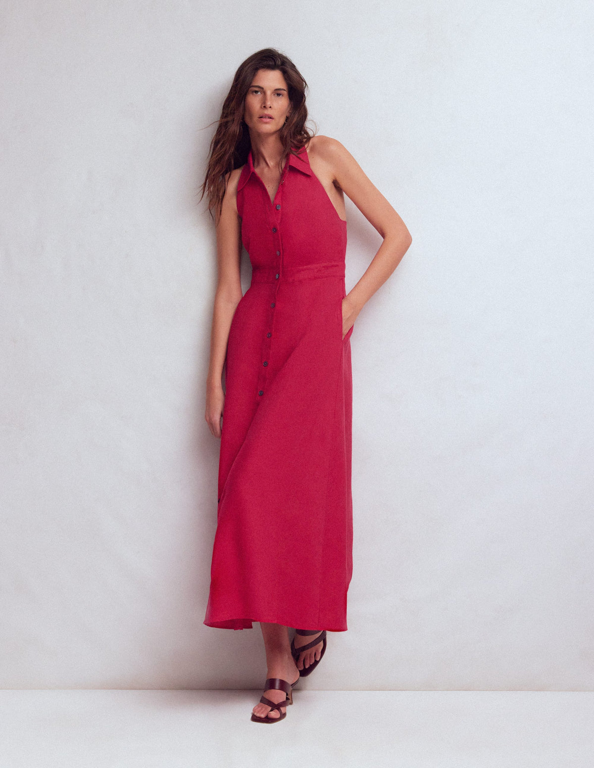 Neckholder-Maxikleid aus Leinenmischgewebe-Granatapfel - Image 4