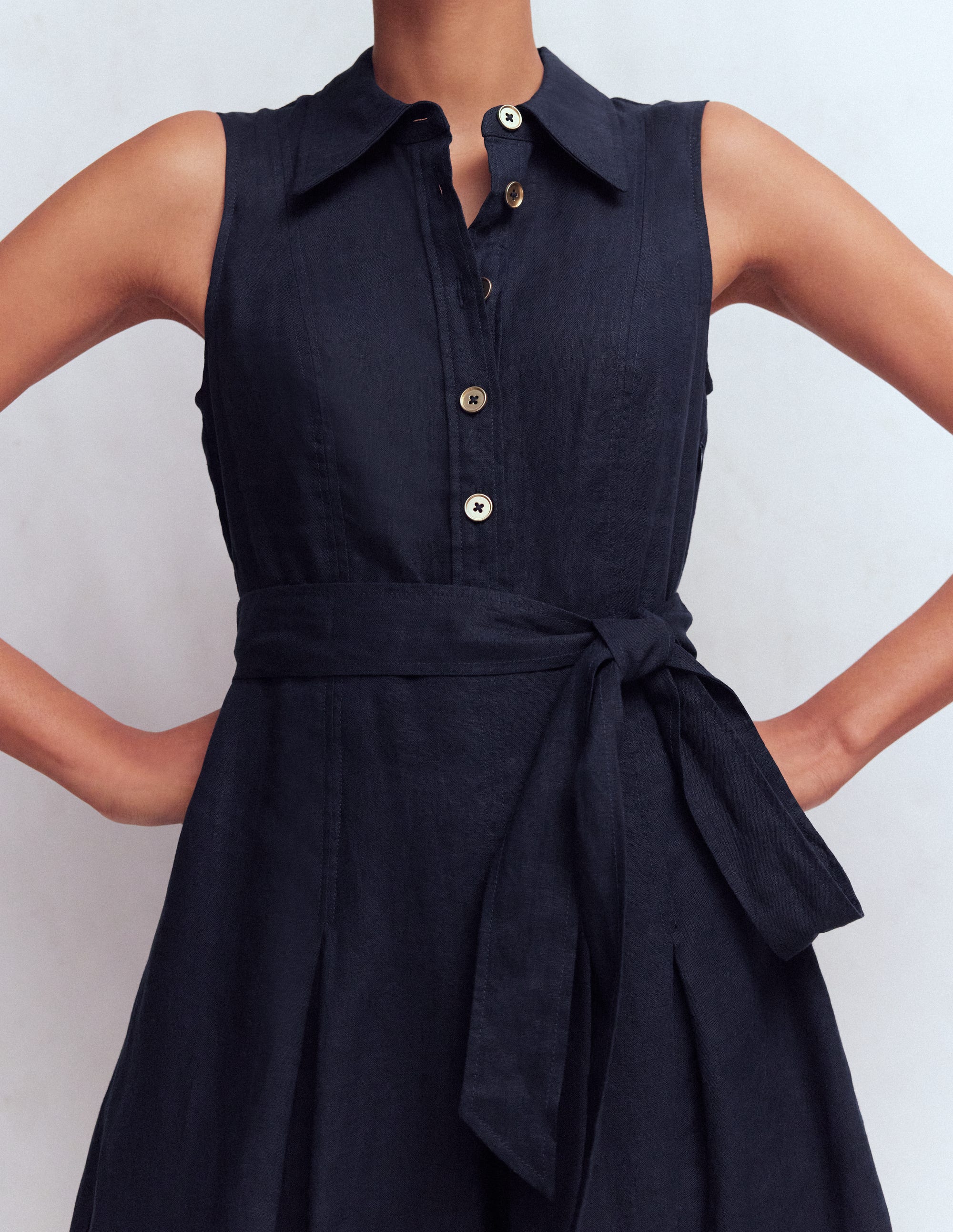 Belinda Hemdblusenkleid aus Leinen-Marineblau - Image 2