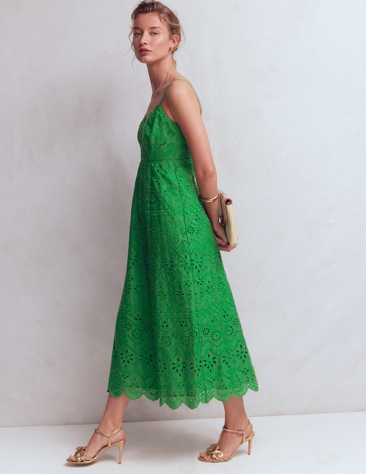 Robe en lin à taille empire et broderie anglaise-Broderie anglaise émeraude profond - Image 6