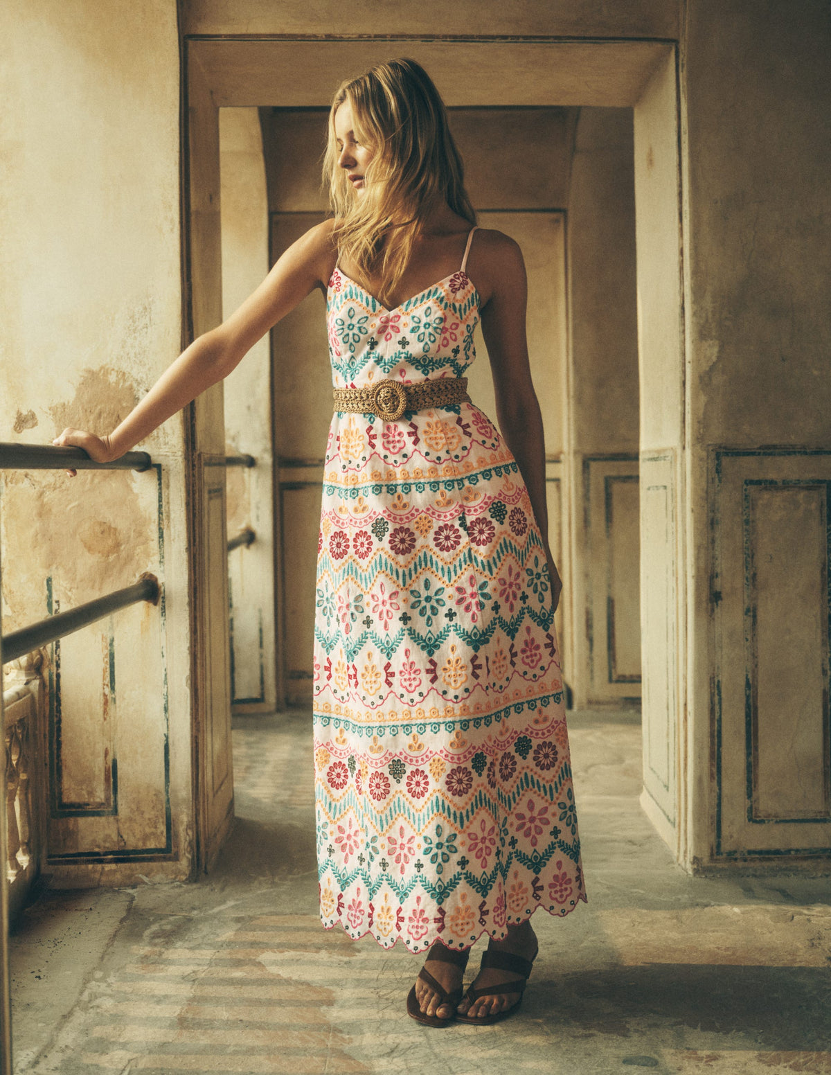 Robe en lin à taille empire et broderie anglaise-Broderie anglaise multi - Image 5