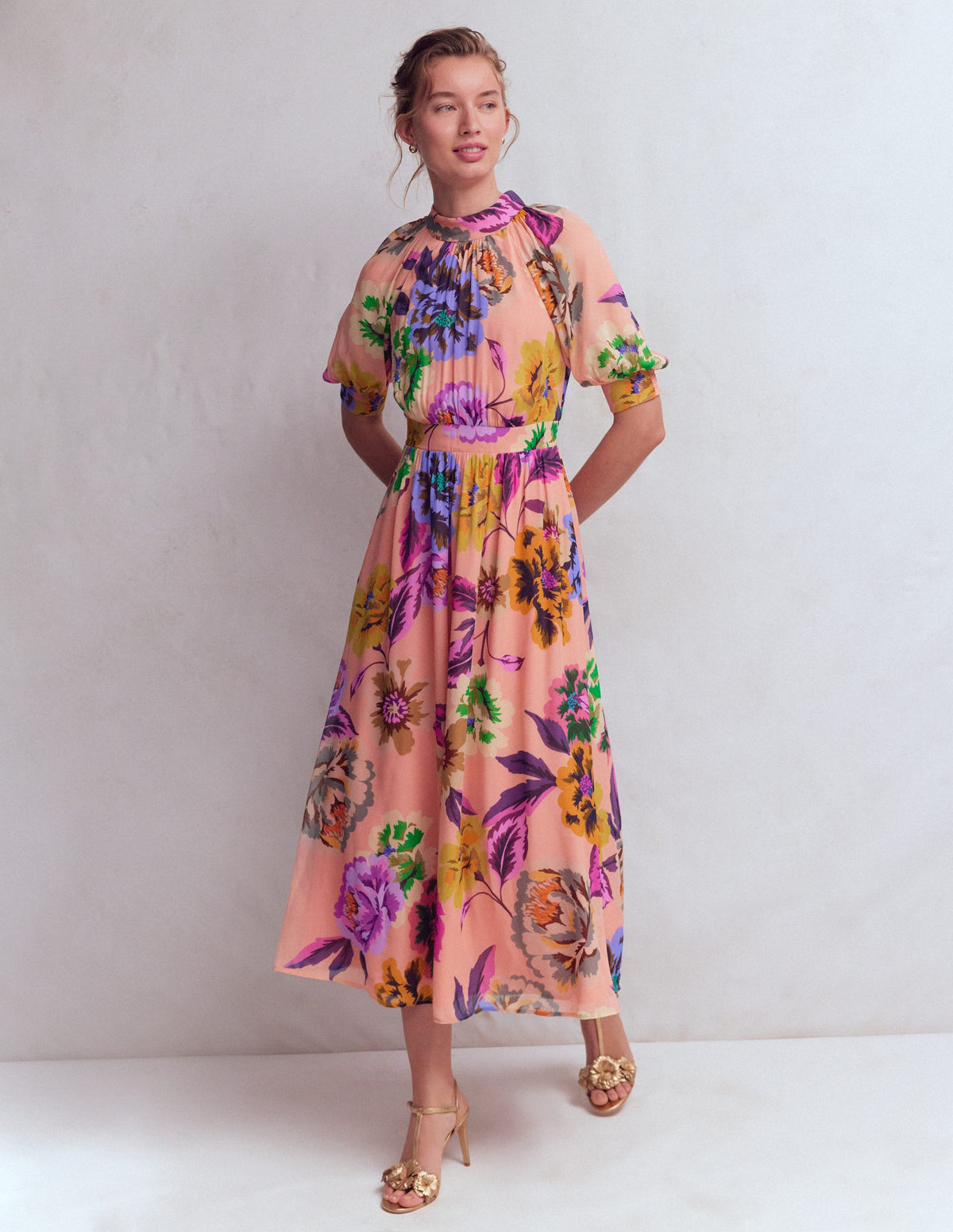 Hochgeschlossenes Kleid mit Blousonärmeln-Bunt Opulente Blüten-2