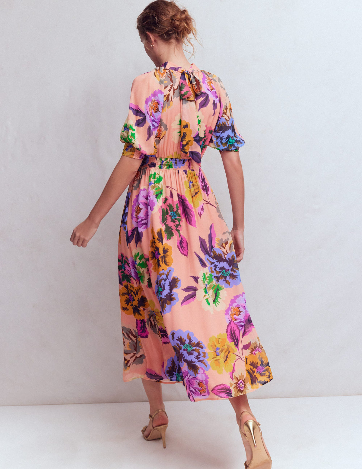 Hochgeschlossenes Kleid mit Blousonärmeln-Bunt Opulente Blüten-3