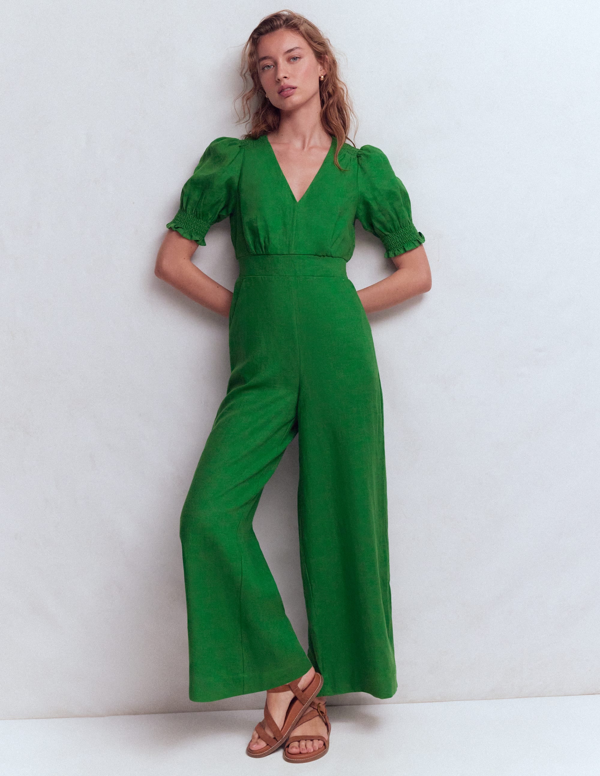 Anna Leinen-Jumpsuit-Amazonasgrün - Image 1