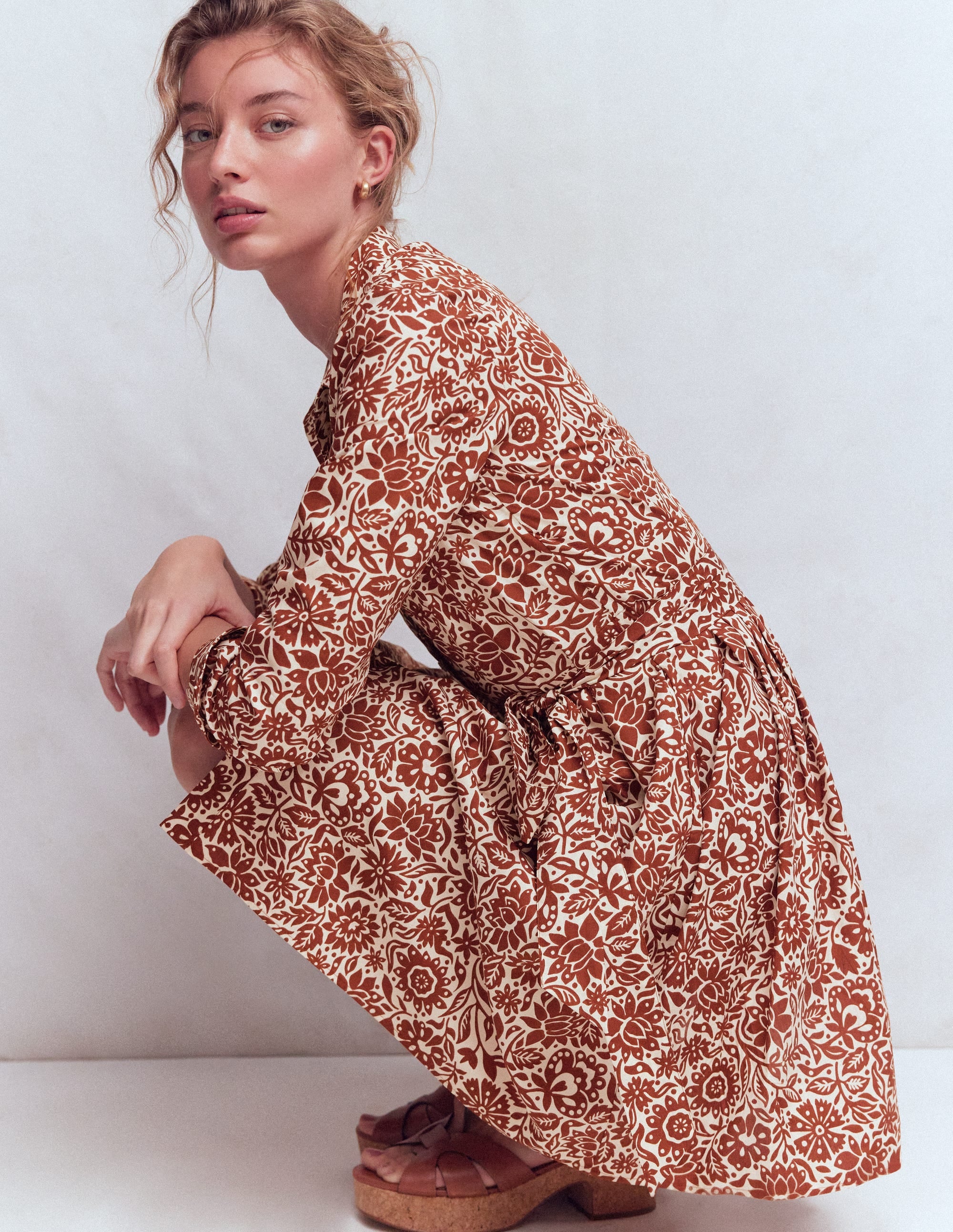 Alexa Long Sleeve Short Dress-Brown, Meadow Scatter - Image 2