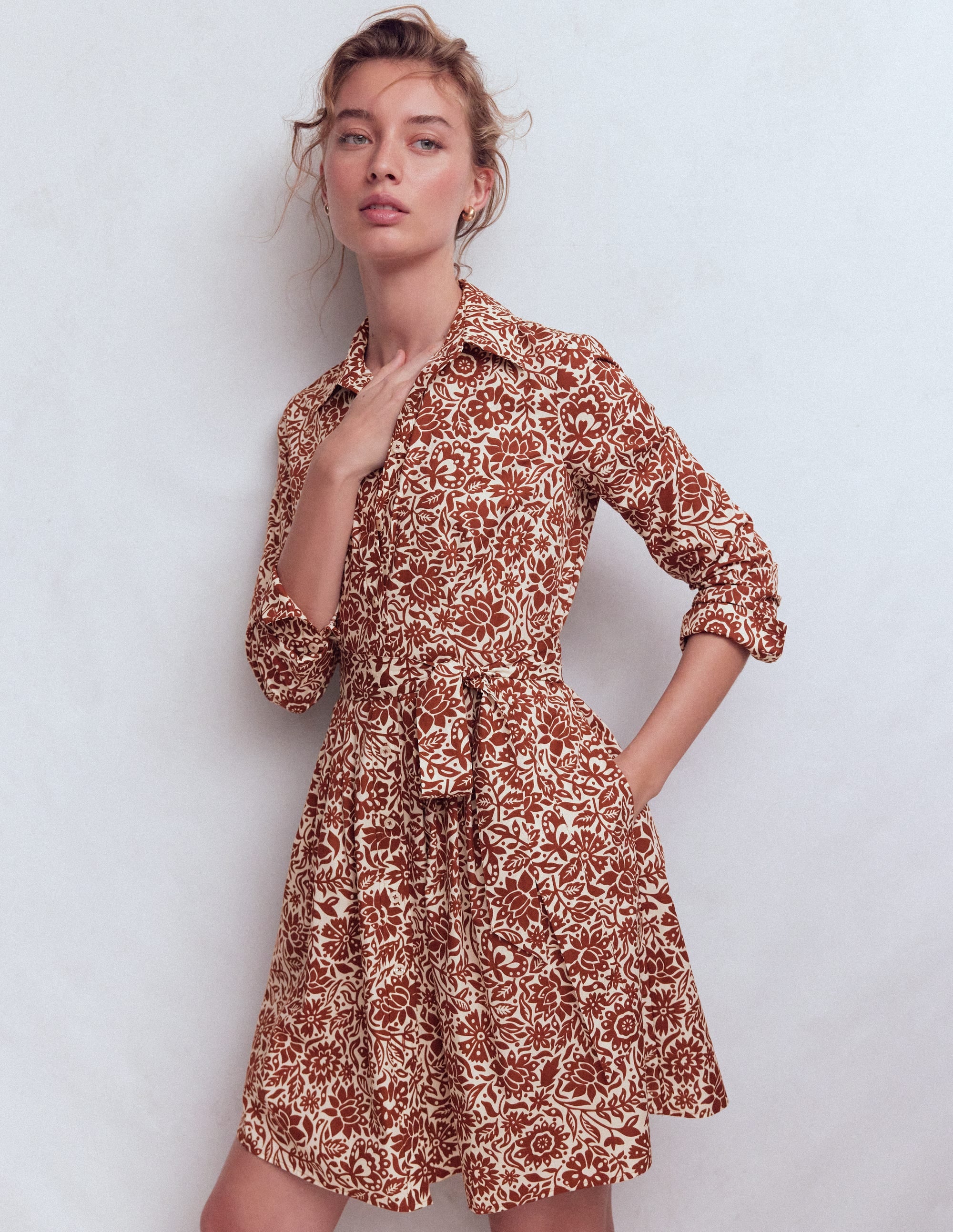 Alexa Long Sleeve Short Dress-Brown, Meadow Scatter - Image 5