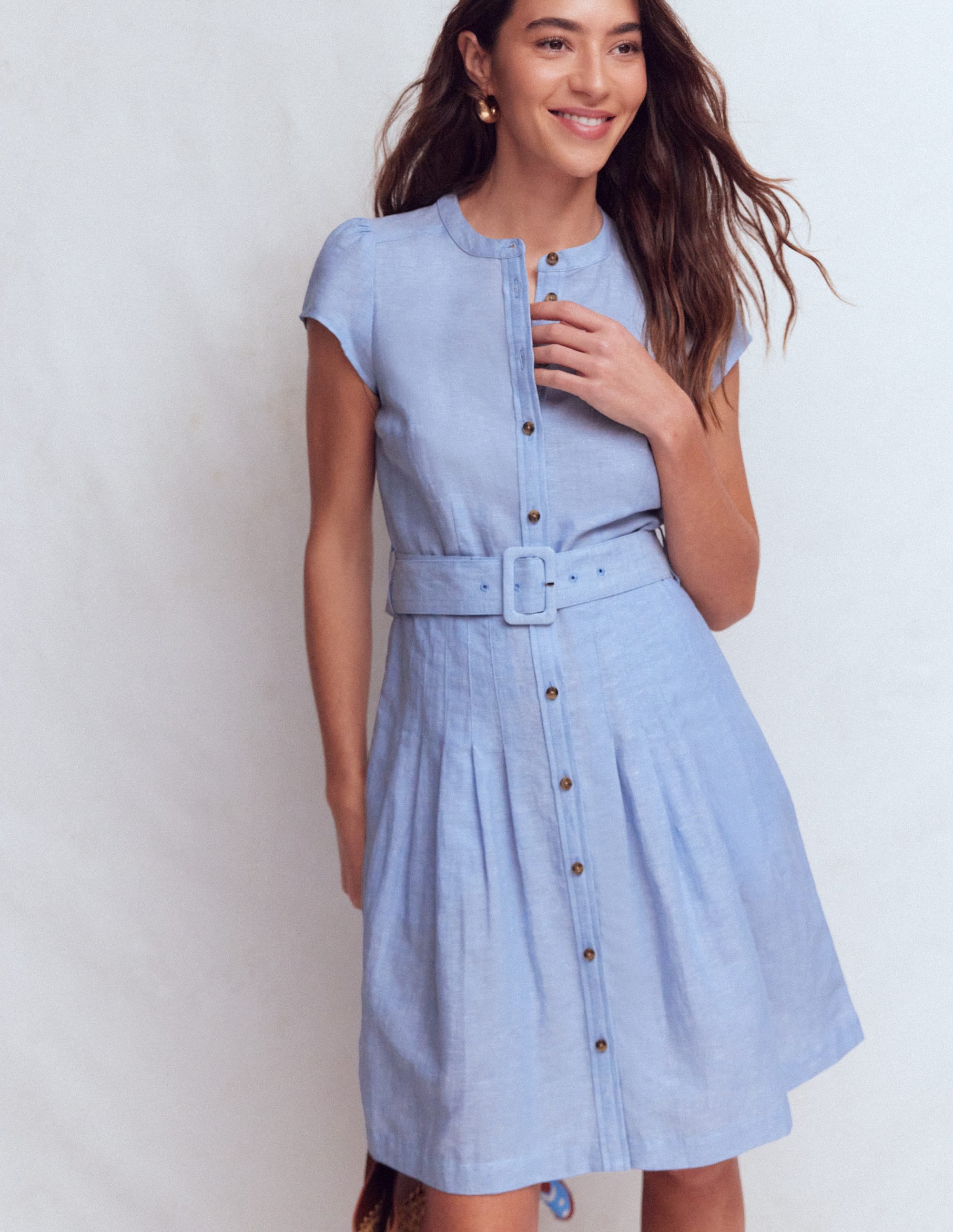 Arabella Kurzes Leinenkleid-Blauer Faux-Uni - Image 4