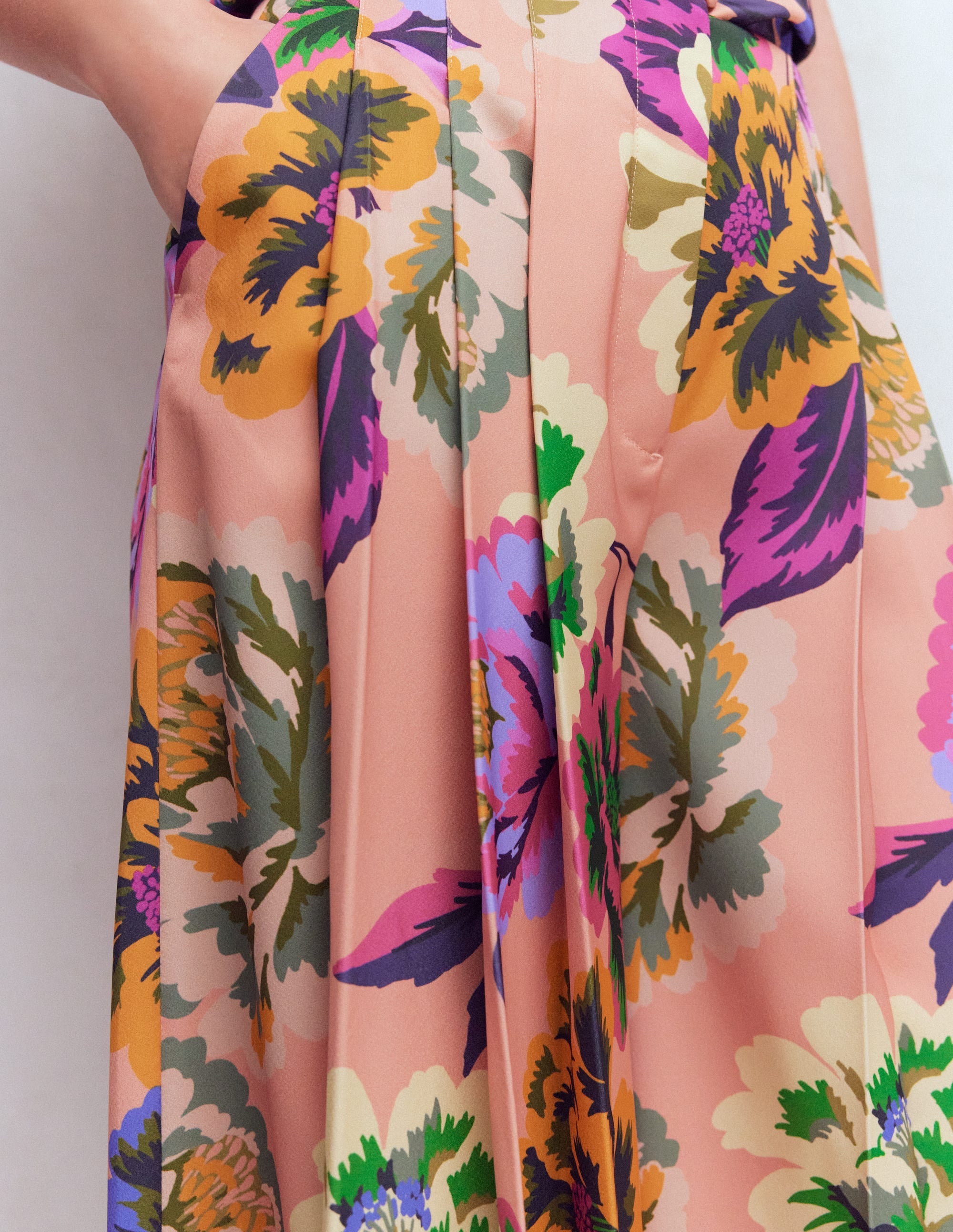 Regent Hose mit weitem Bein-Bunt, Opulente Blüten - Image 2