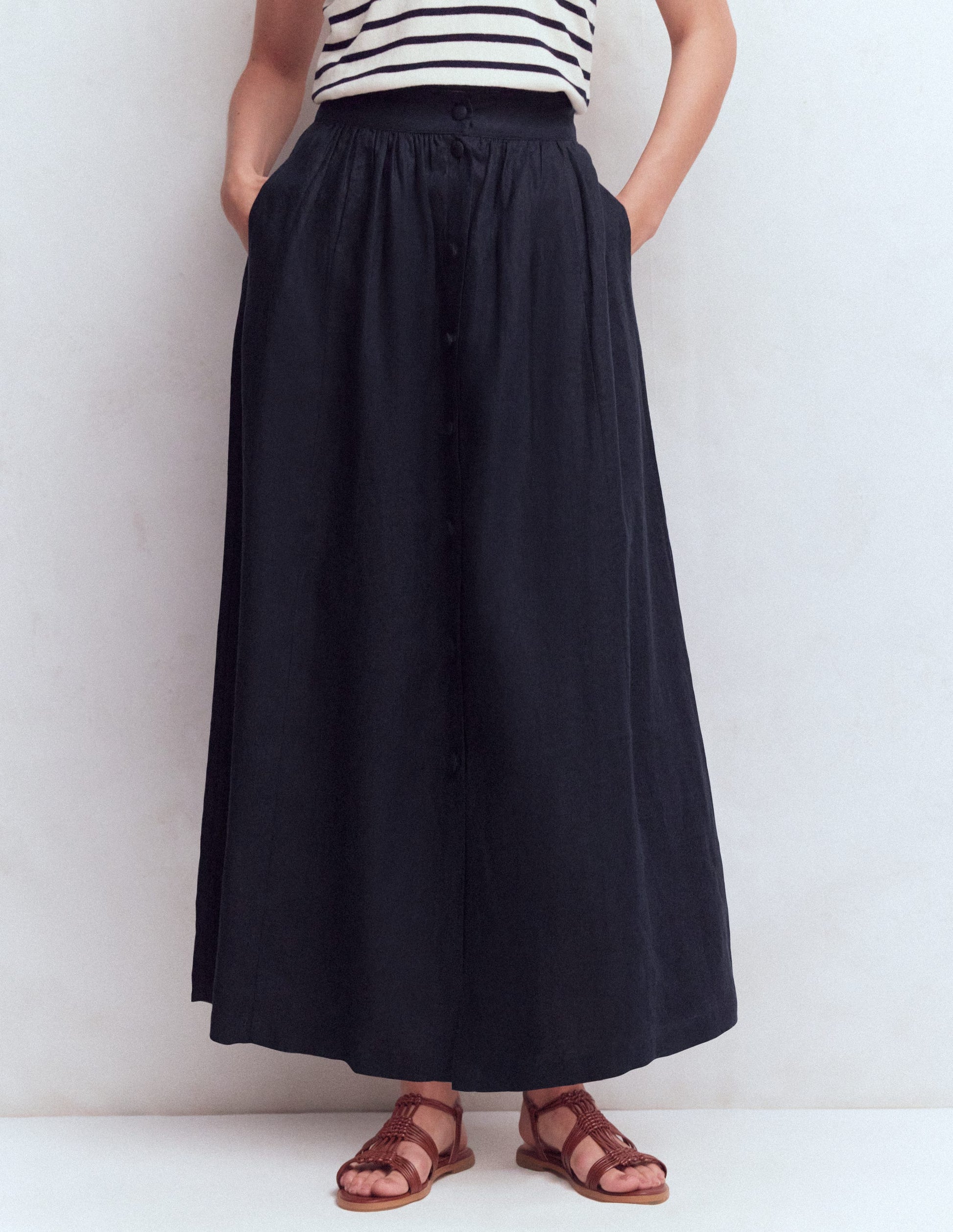 Emma Maxirock aus Leinen-Marineblau-4