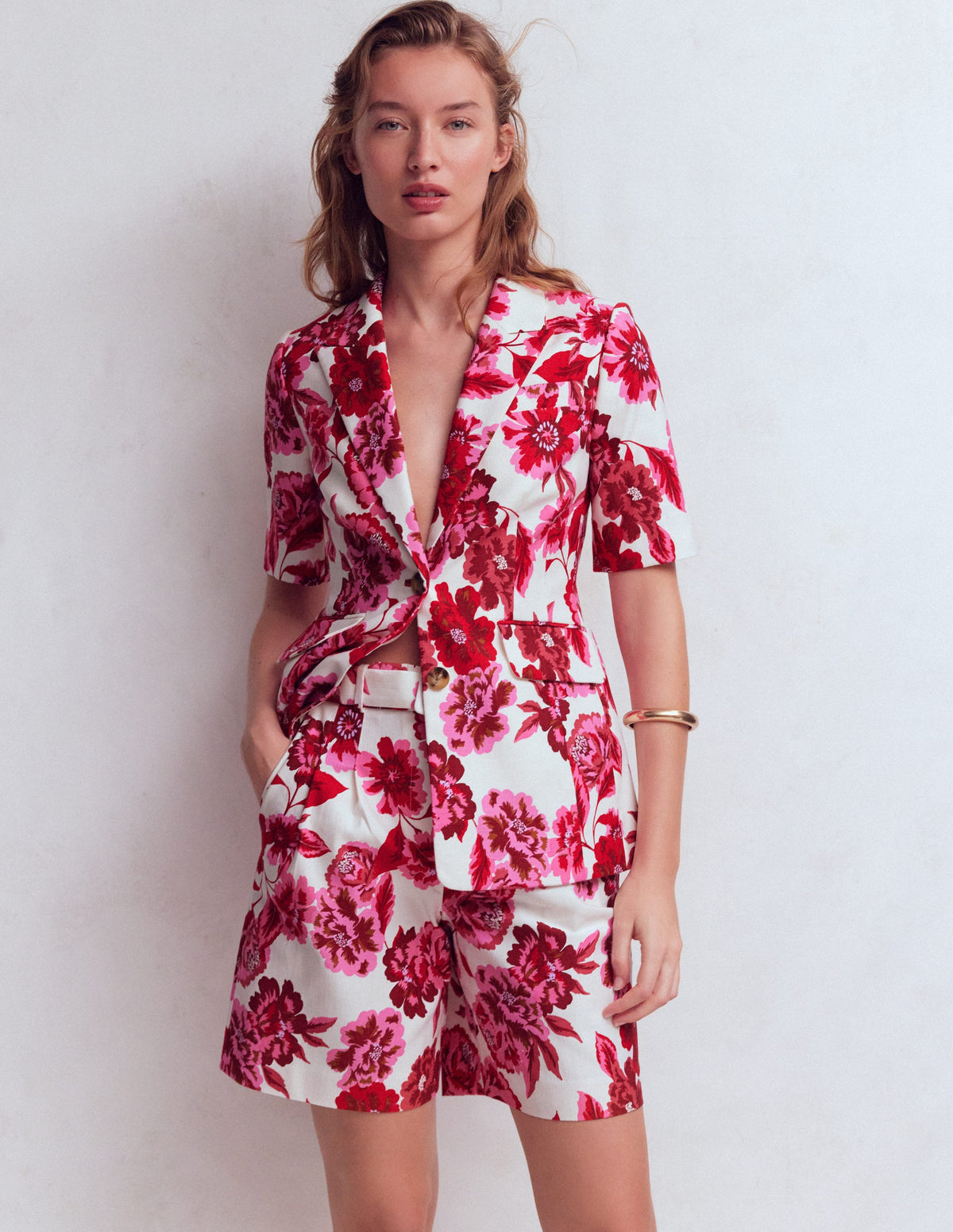 Chelsea Klassisch geschneiderte Shorts mit Gürtel-Sangria Sunset Pink, Blumenmuster-4