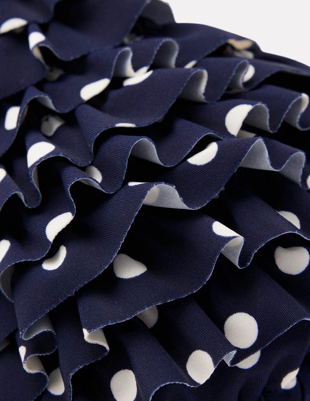 Bikinioberteil mit Rüschen-Navy Tupfen auf Tupfen - Image 7