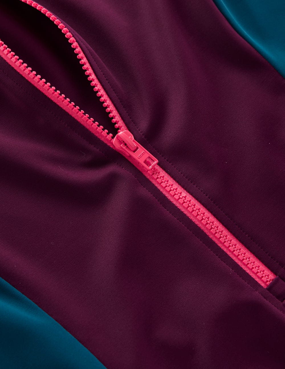 Kurzärmliges Badeshirt-Violett, Blockfarben-6