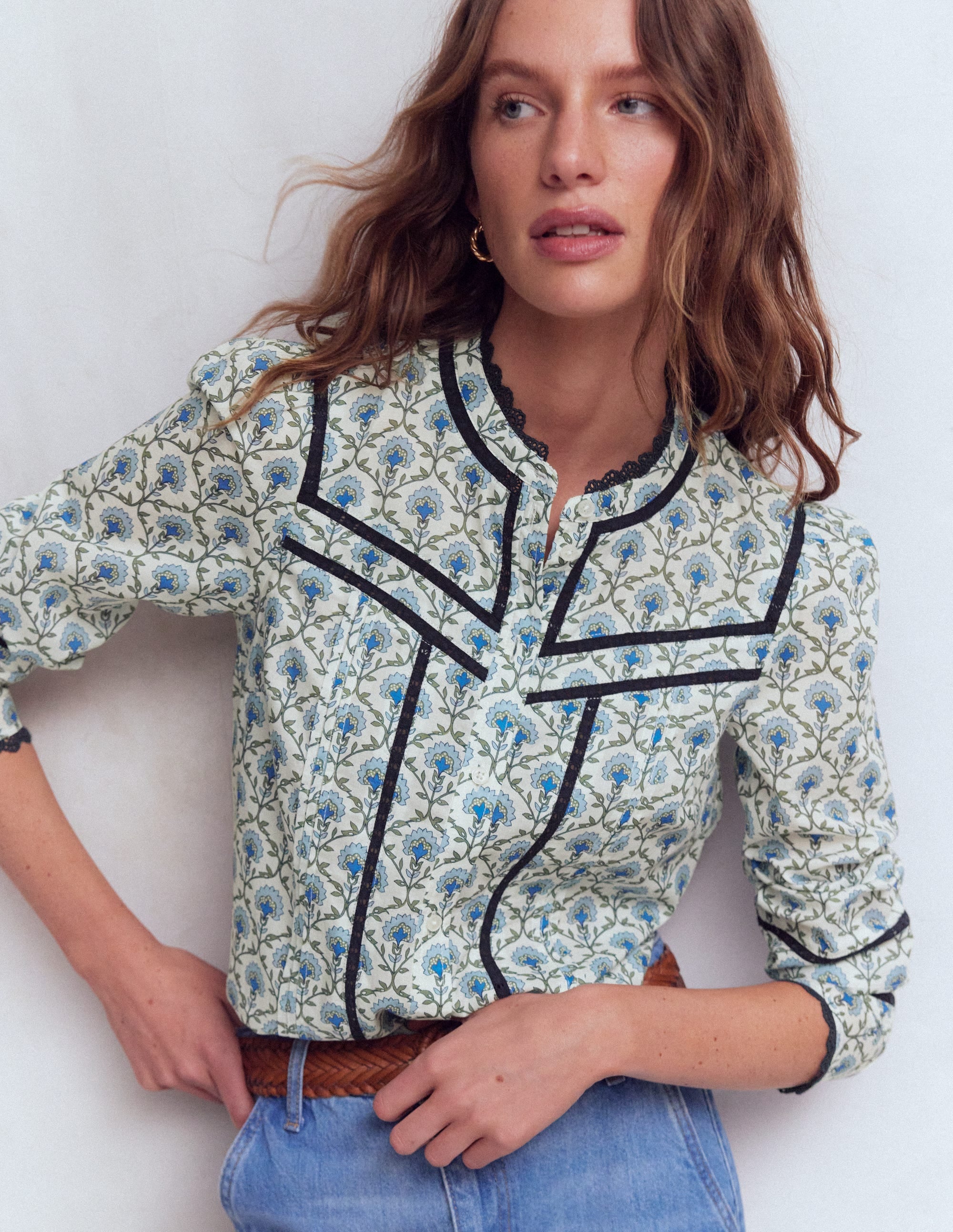 Carmen Trim Detail Top-Ivory, Flower Lattice - Image 1