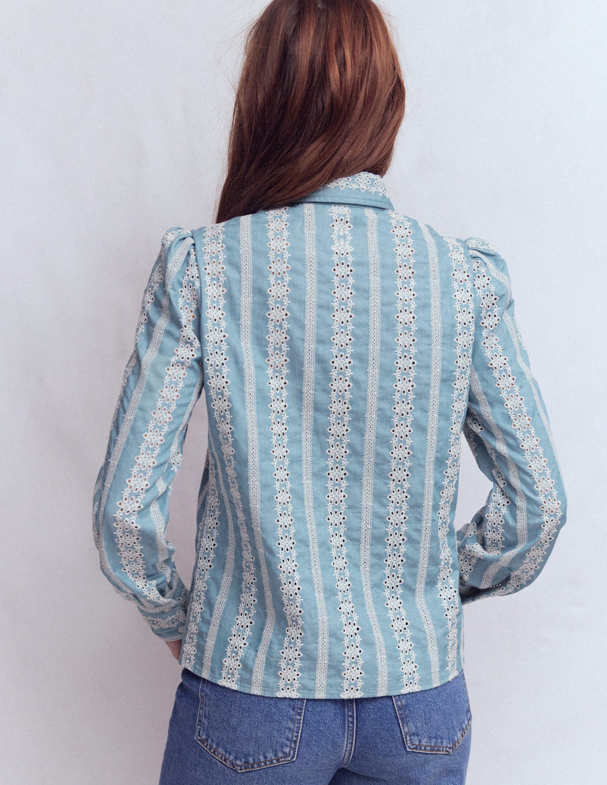 Cara Jeanshemd-Blau Lochstickerei-3