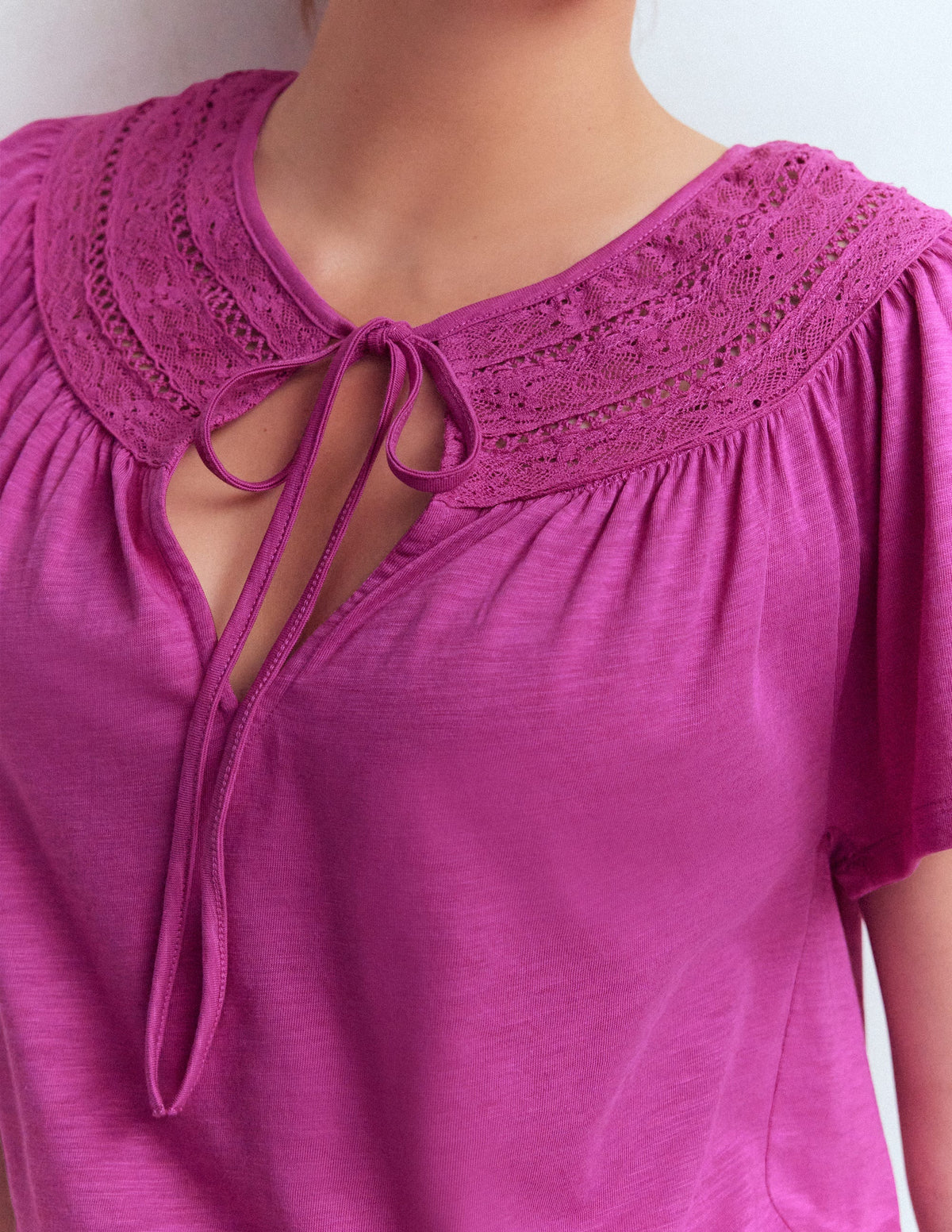 Edi T-Shirt mit Besatz-Passionsblume-2