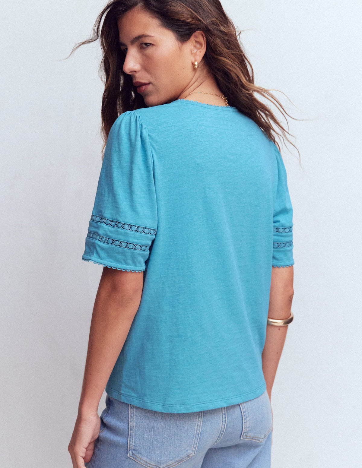 T-shirt Poppy col V à détails-Bleu azur - Image 3