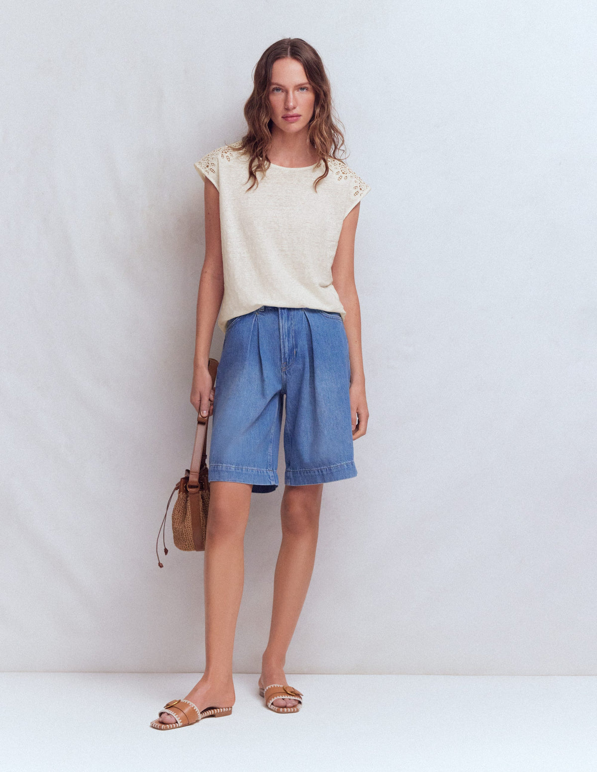 Tara Leinen-T-Shirt mit Cutwork-Naturweiß-5