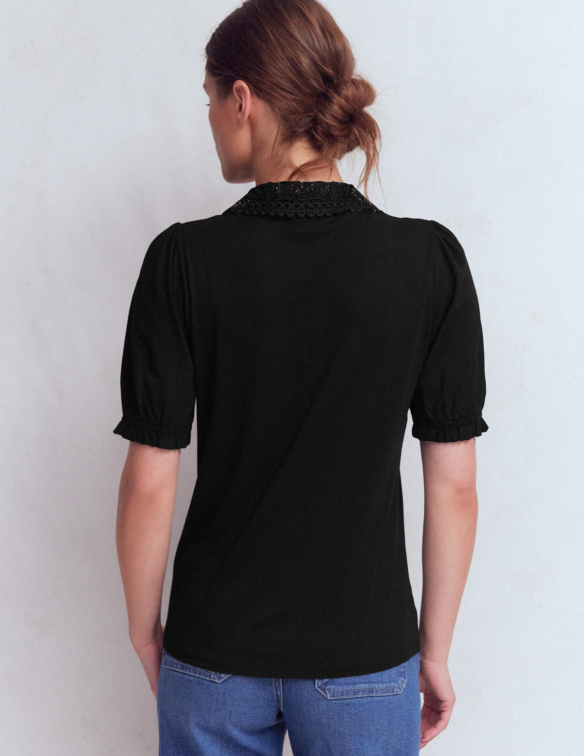Nessa Bluse mit Lochstickerei am Kragen-Schwarz - Image 3
